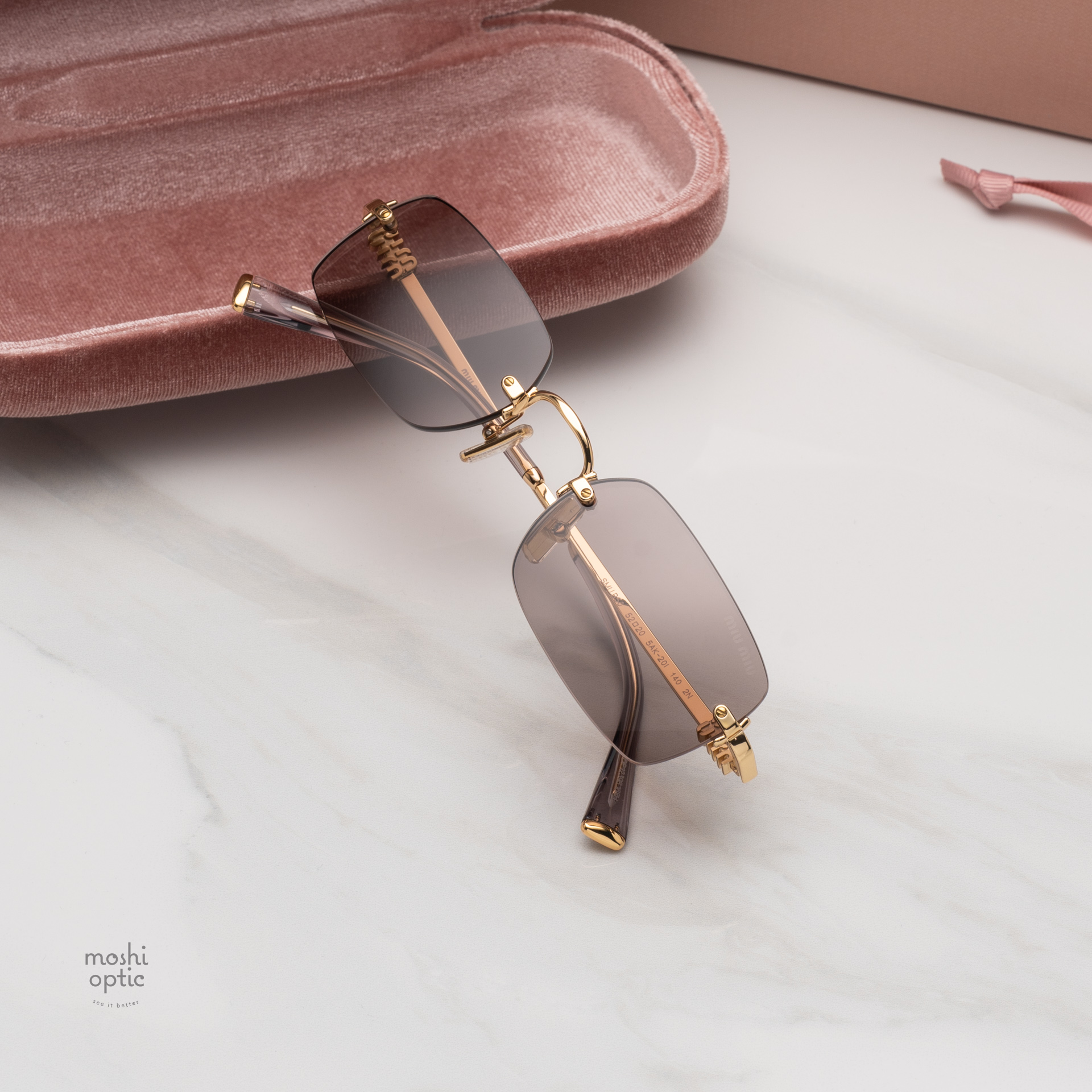 แว่นกันแดด Miu Miu MUB50S 5AK20I