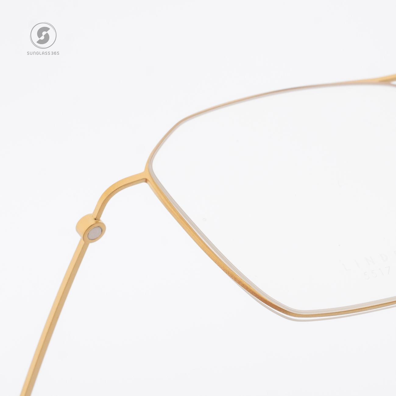 แว่นสายตา Lindberg Thintanium 019 13C87 5517 T850 GT