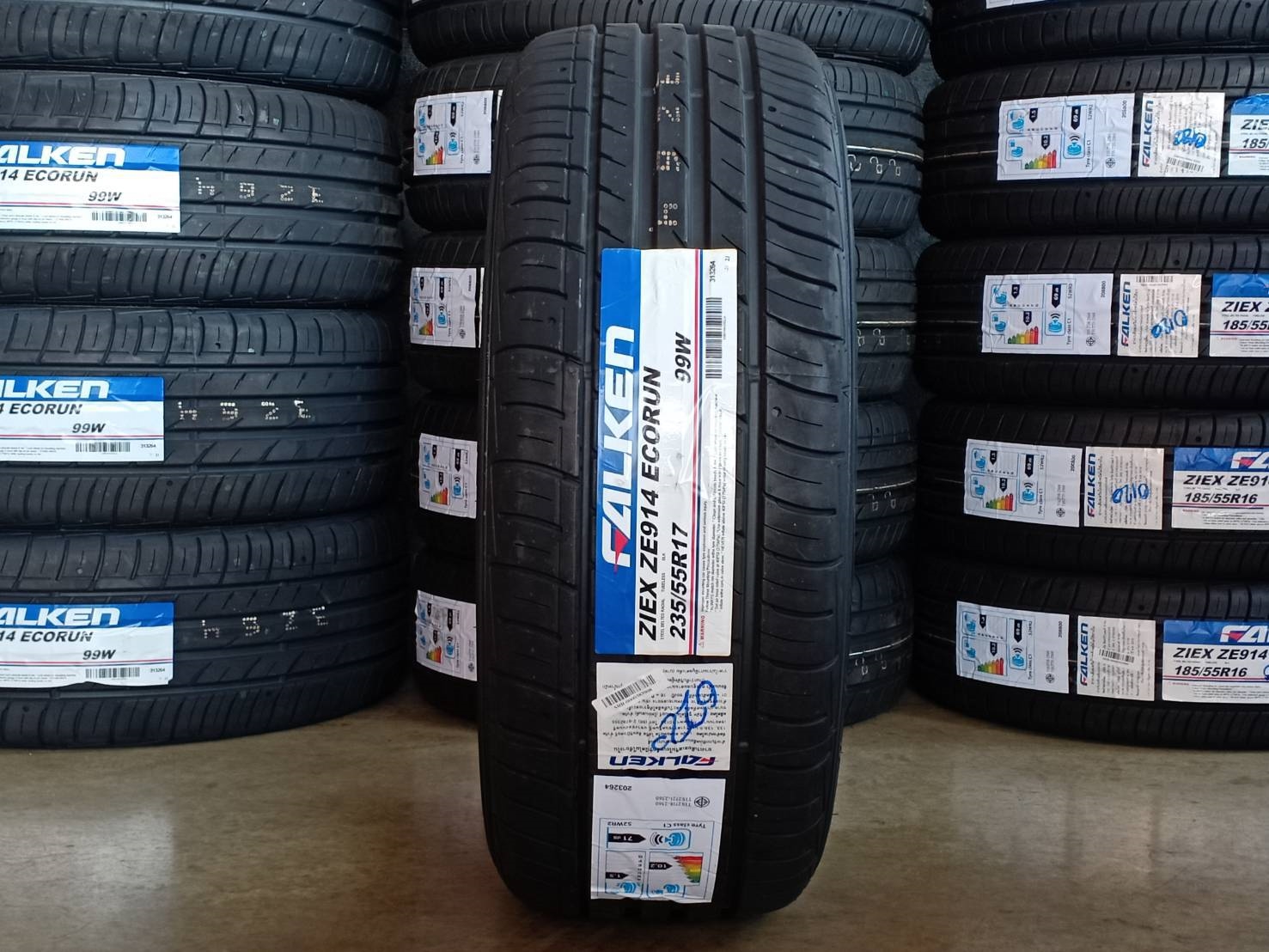 FALKEN ZE914 235/55R17 ลดราคา