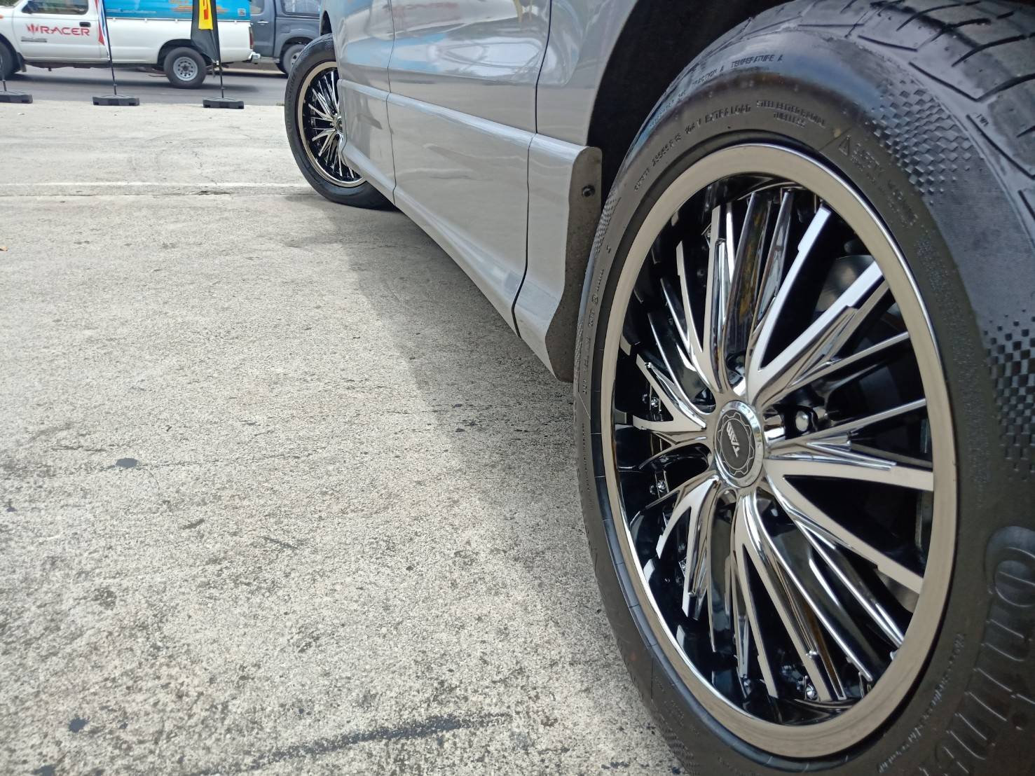 ล้อใหม่ สำหรับ HYUNDAI H1 ขอบ18 ใส่ตรงรุ่น ไม่มีล้น