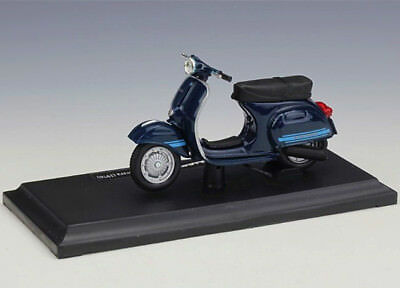 โมเดลรถ รถเหล็ก vespa 1976 125 ET3 2