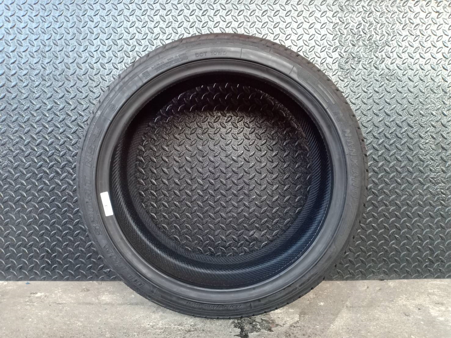 ยางใหม่ปี19 NANKANG NS2 215/40-18 ราคาถูก