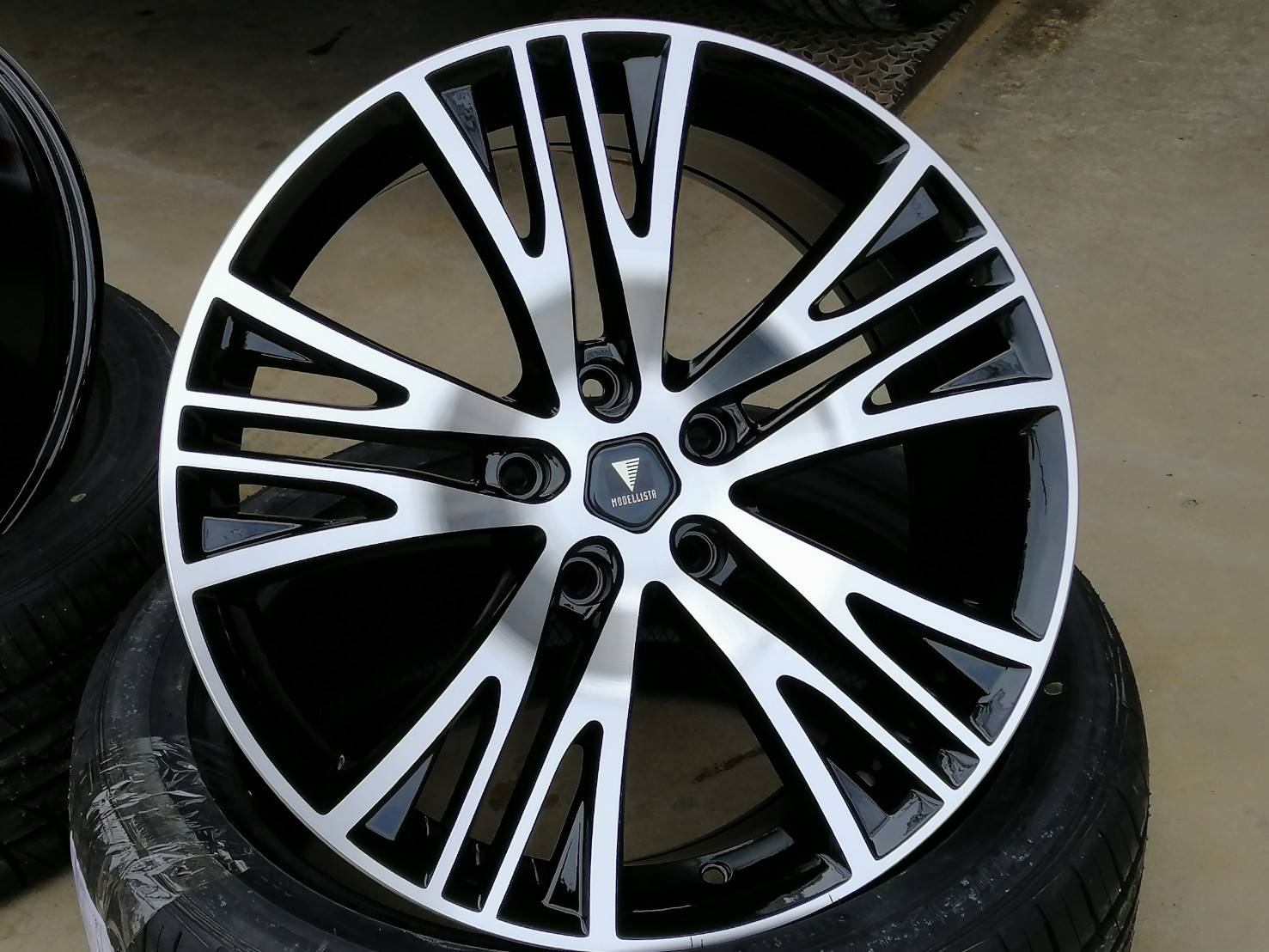 TOYOTA ESTIMA ใส่ล้อ MODELISTA ขอบ18 ราคาพิเศษ