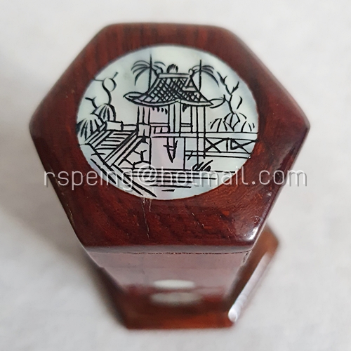 กล่องใส่ไม้จิ้มฟัน ไม้ชิงชันฝังเปลือกหอยมุก งานทำมือเวียดนาม