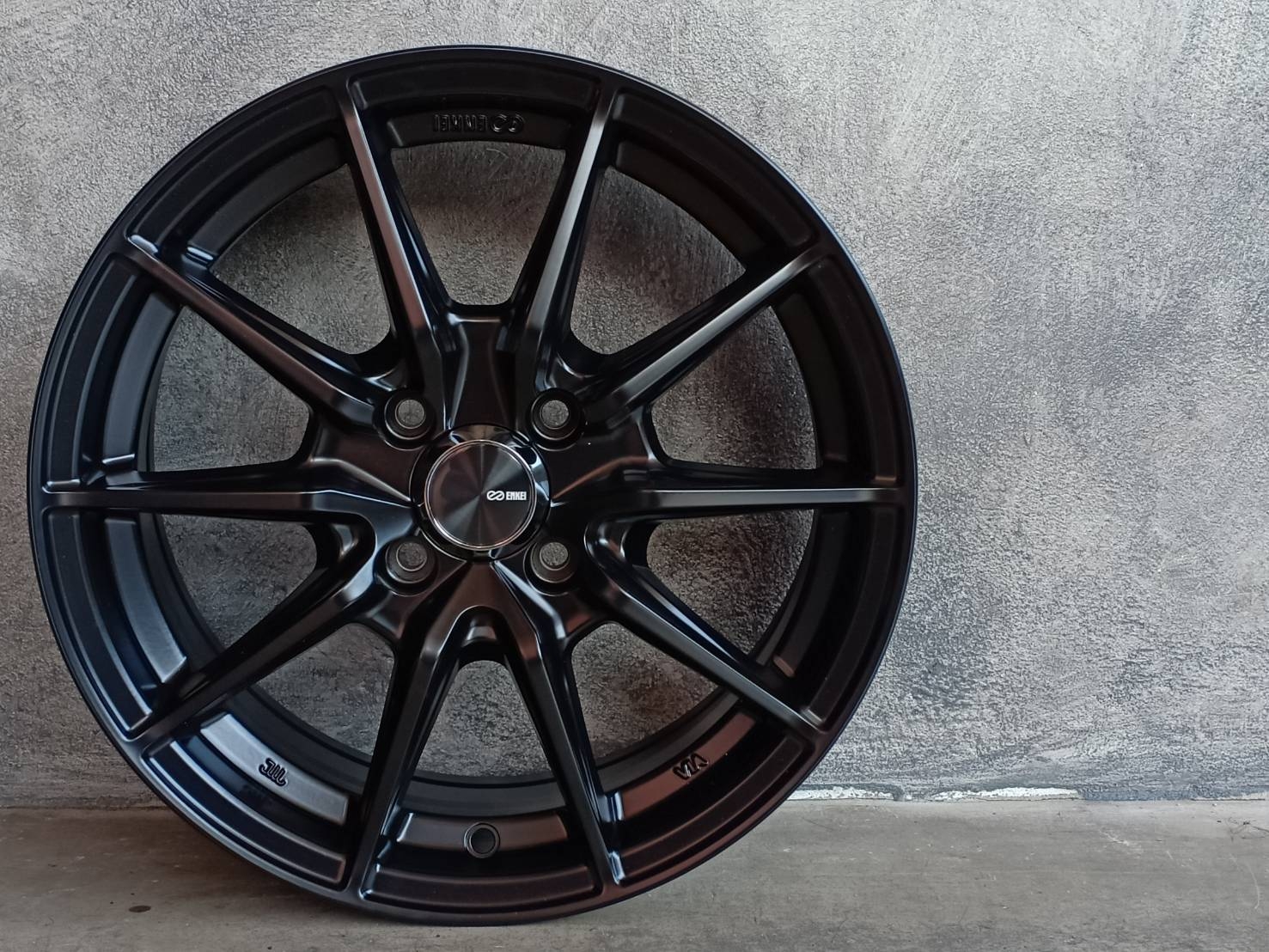 ล้อแท้ ENKEI DRACO ตัวใหม่ล่าสุด ราคาพิเศษ สินค้าราคาถูก