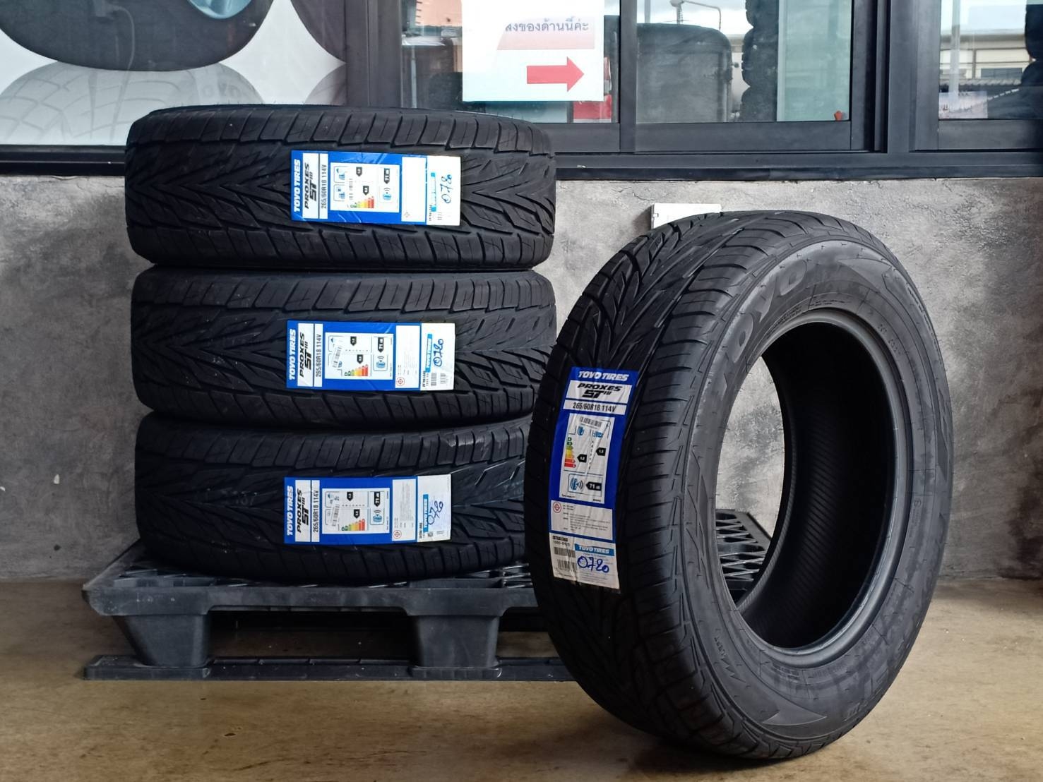 TOYO 265/60R18 PROXES ST3 114V MADE IN JAPAN