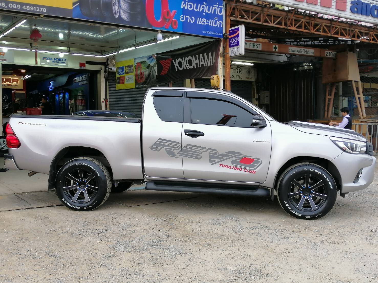 ล้อ RTV ขอบ18 พร้อมยาง ใส่ REVO ราคาพิเศษ