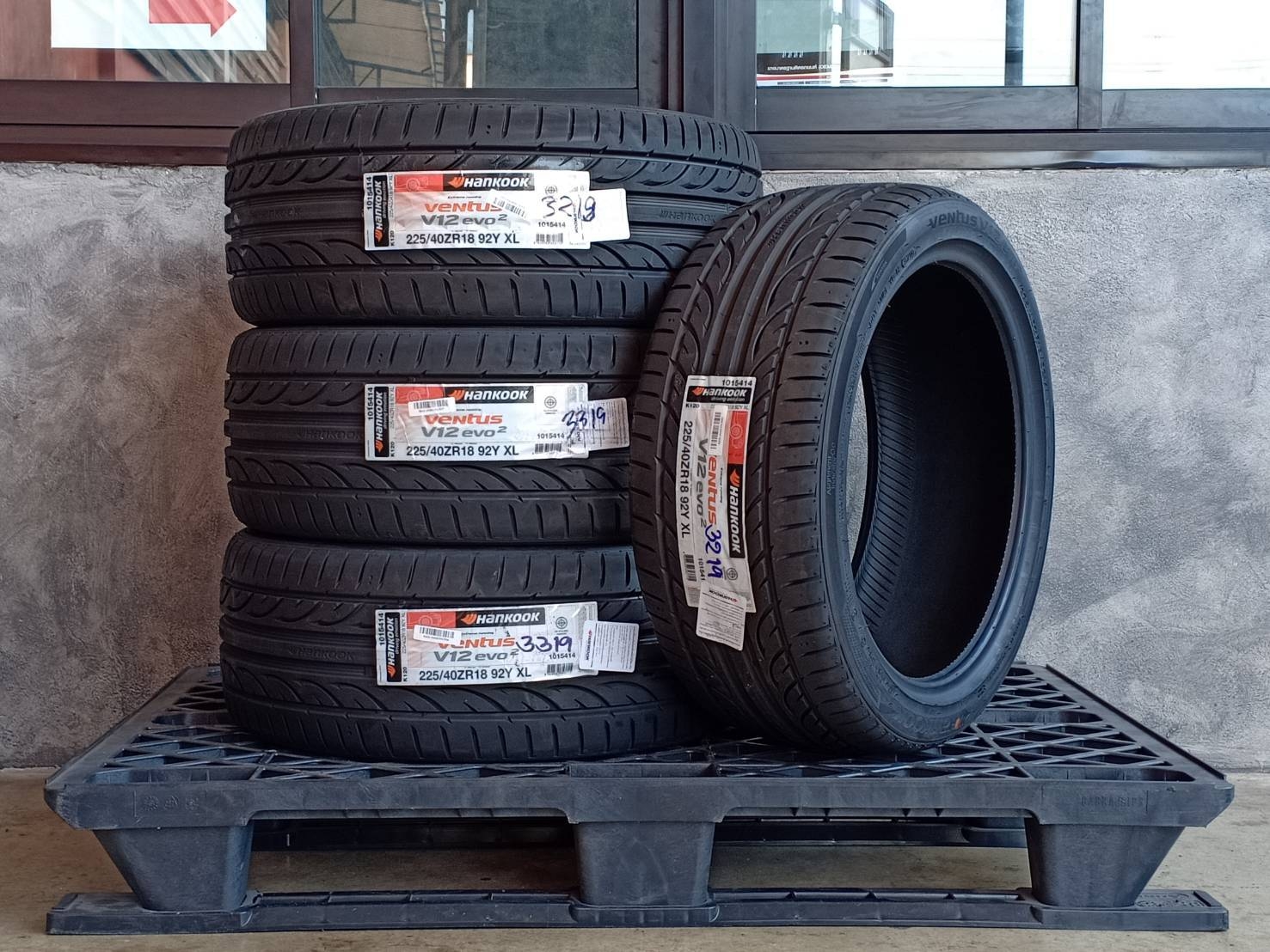 HANKOOK 225/40ZR18 VENTUS V12 EVO2 92Y XL MADE IN KOREA