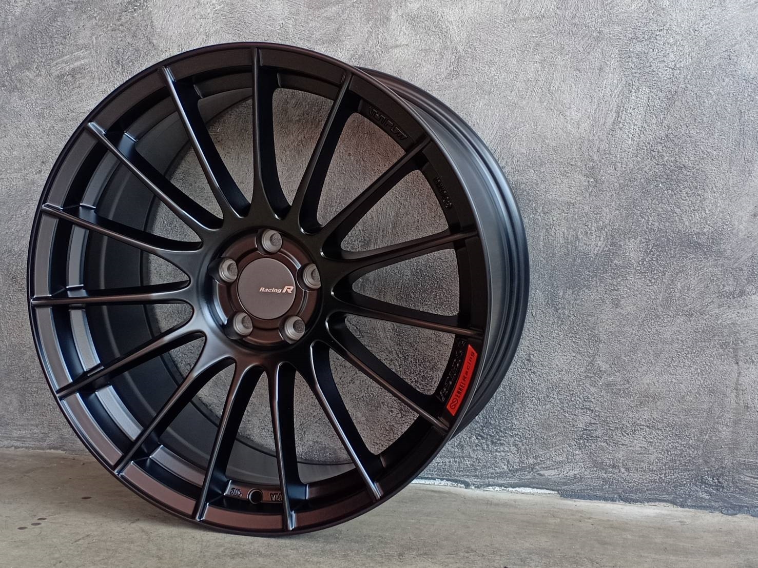 ล้อ RS05 ขอบ 18 X 8.5 5X100 38 73.1 สี MB