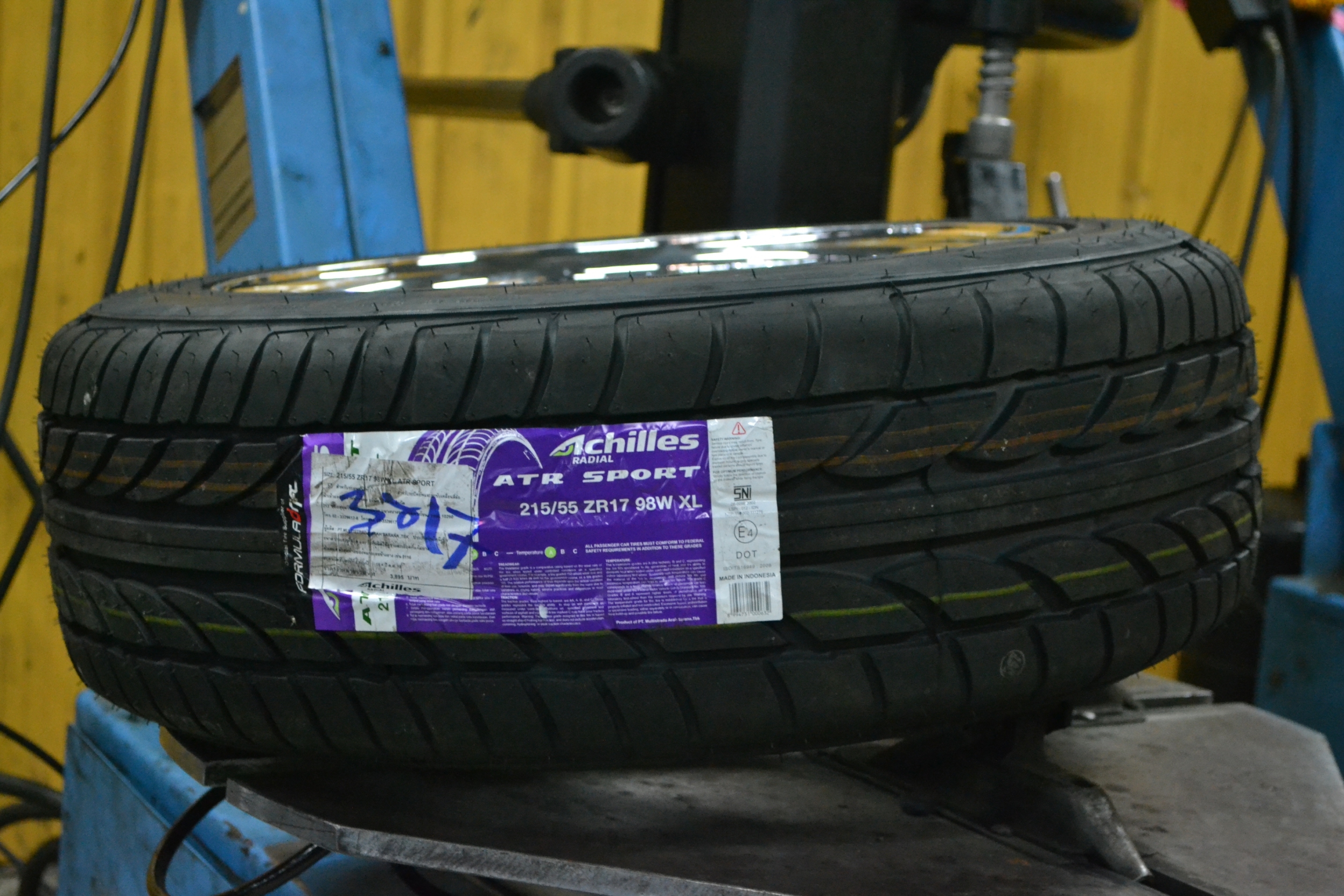 ยางใหม่ ACHILLES ATR SPORT 215-55-17 เส้น 1490 ปกติ 2800