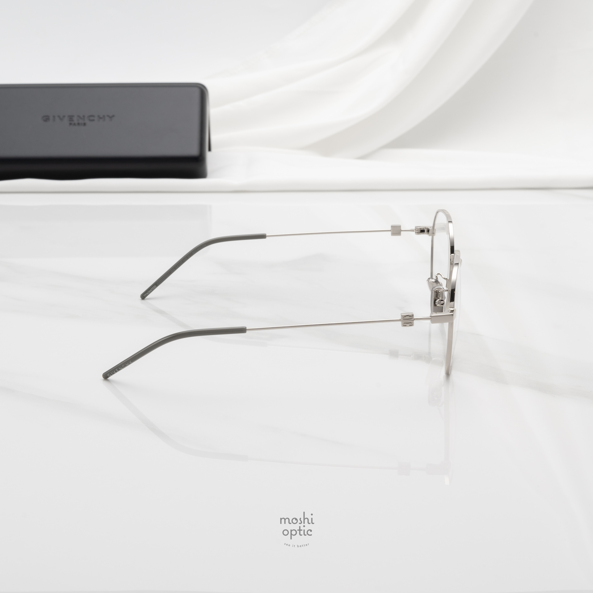 แว่นสายตา Givenchy GV50070U 016