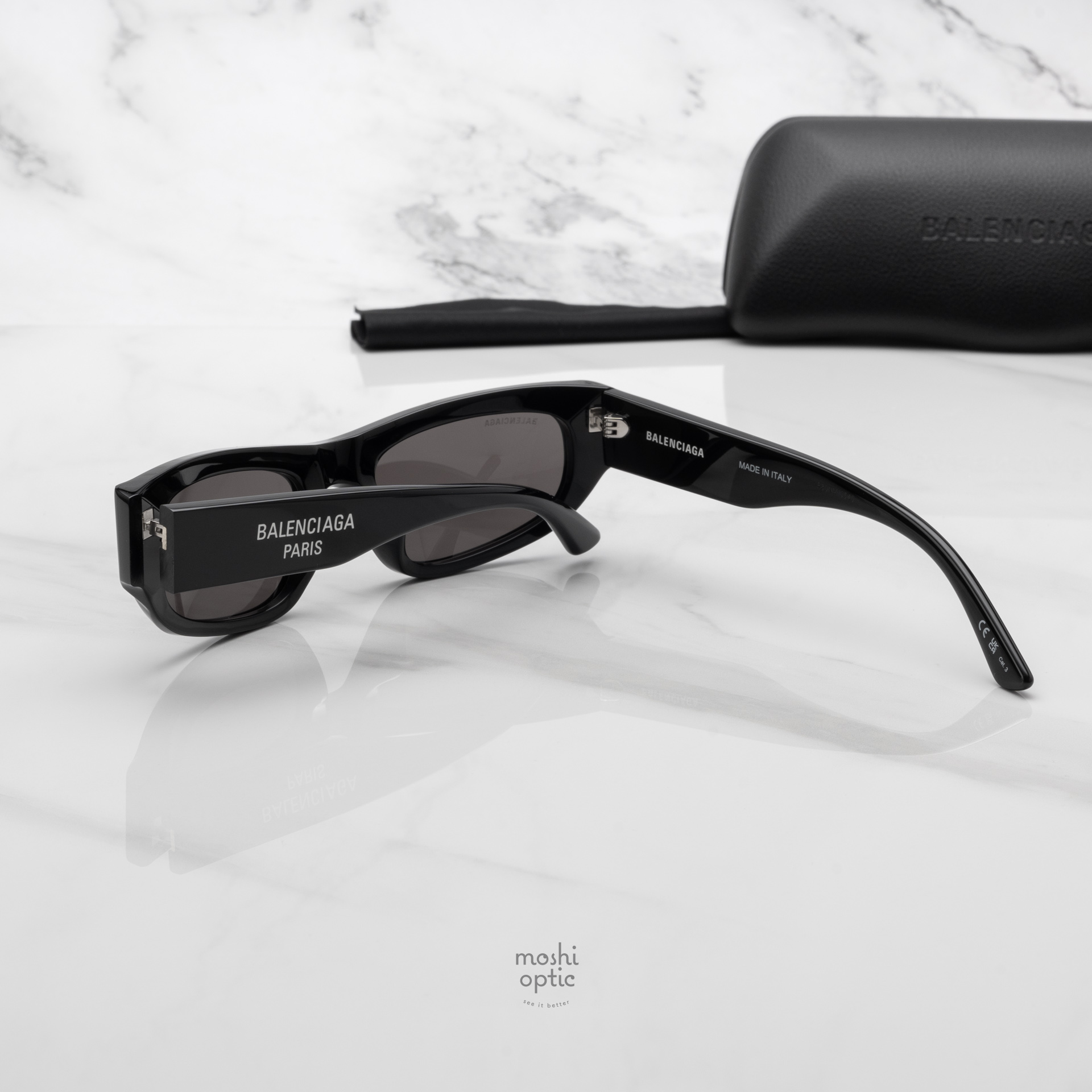 แว่นกันแดด Balenciaga BB0388S 001