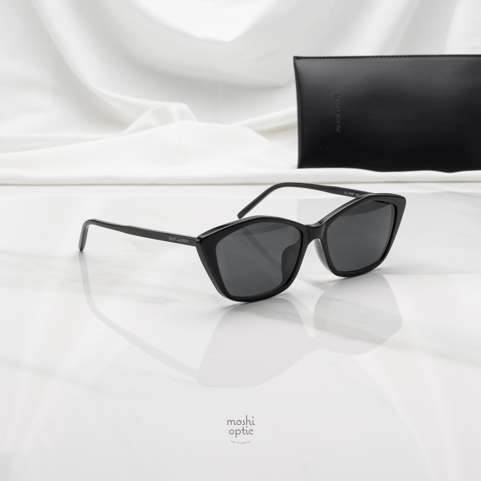 แว่นกันแดด YVES SAINT LAURENT SL 775F 001
