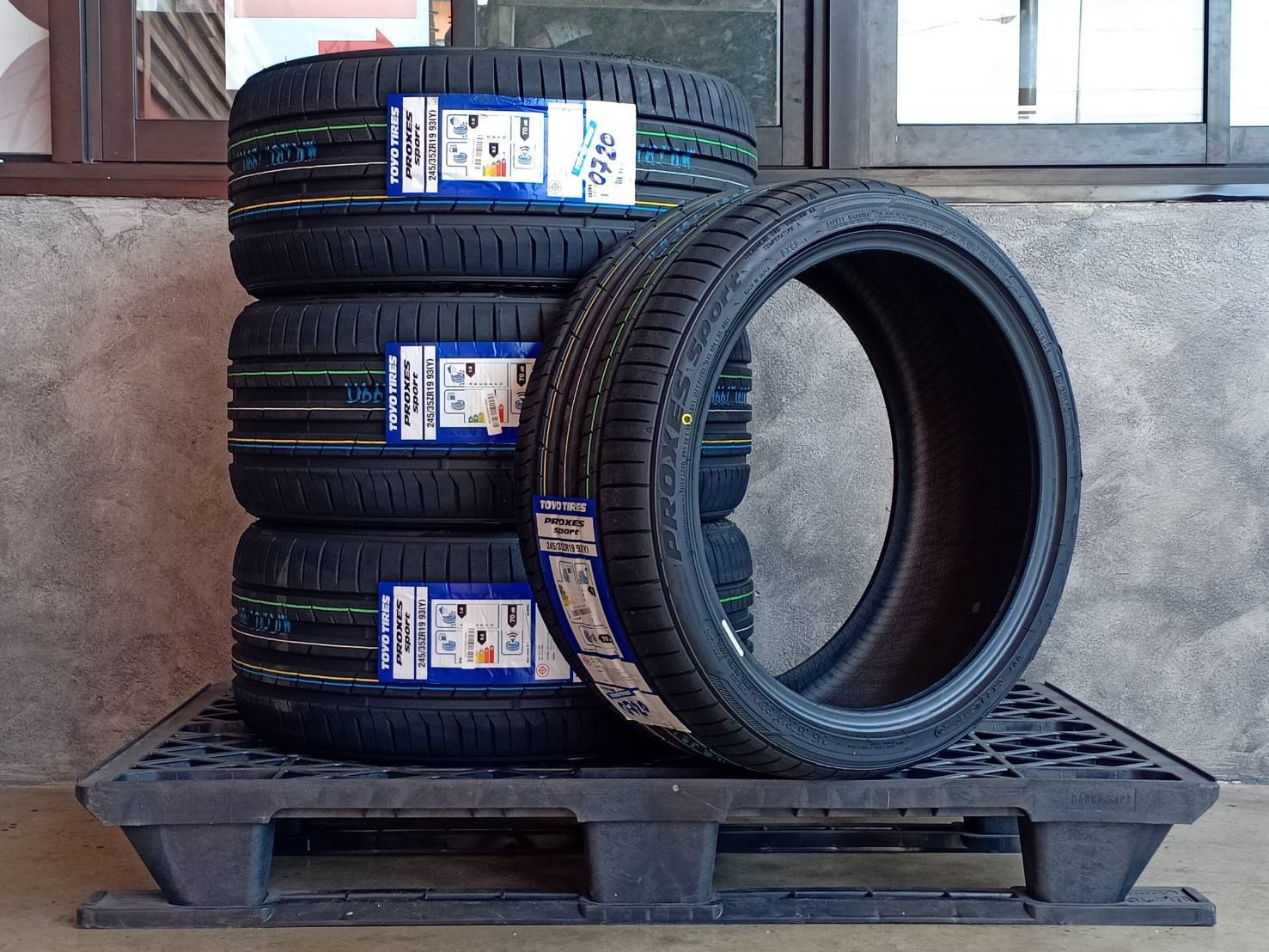 TOYO 245/35ZR19 PROXES SPORT 93Y MADE IN JAPAN