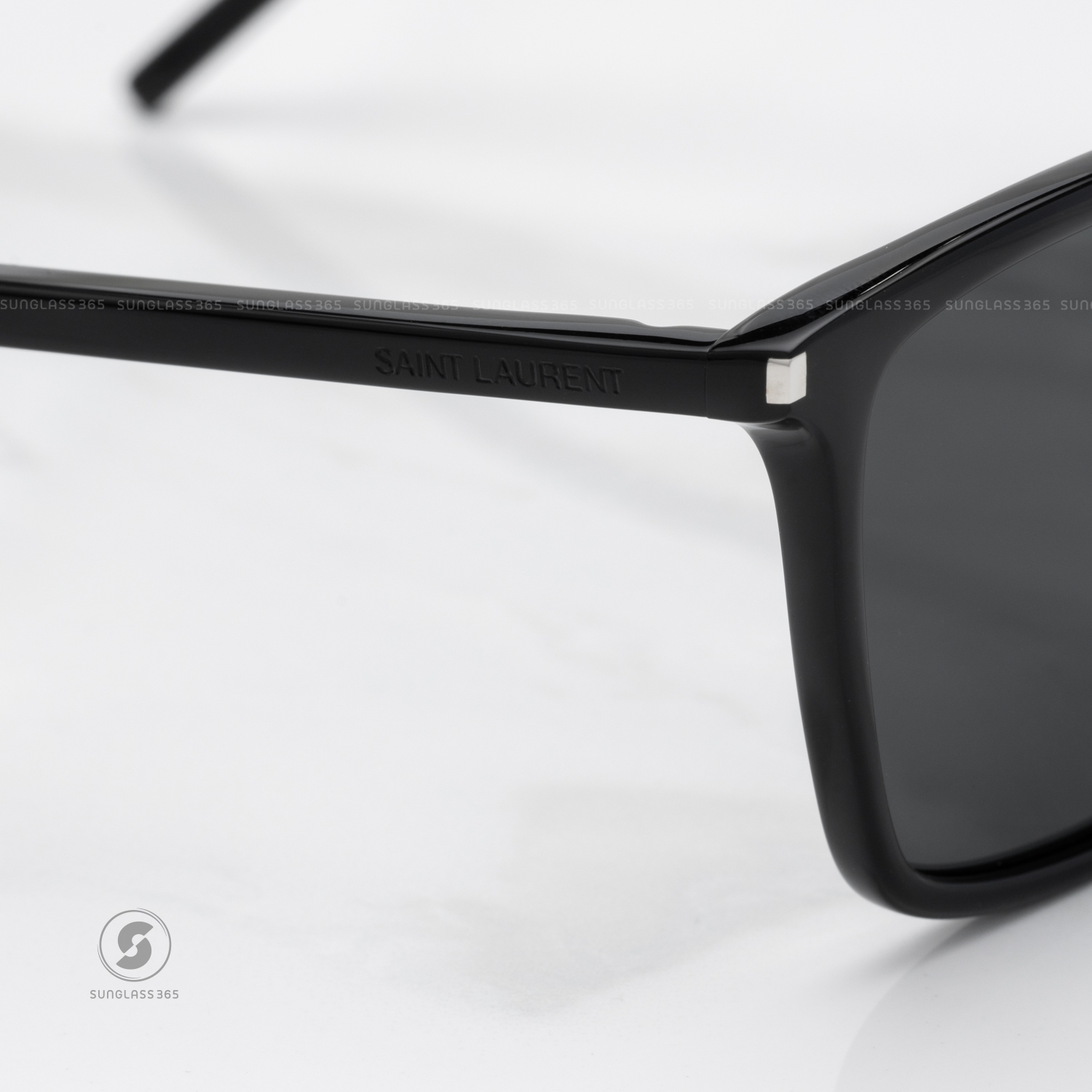 แว่นกันแดด YVES SAINT LAURENT SL668 SUN 001