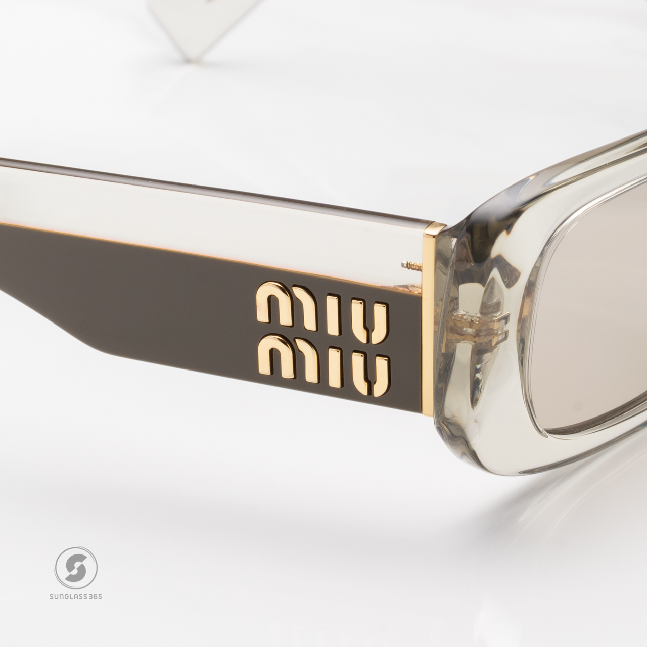 แว่นกันแดด Miu Miu MU08YS 13M04F