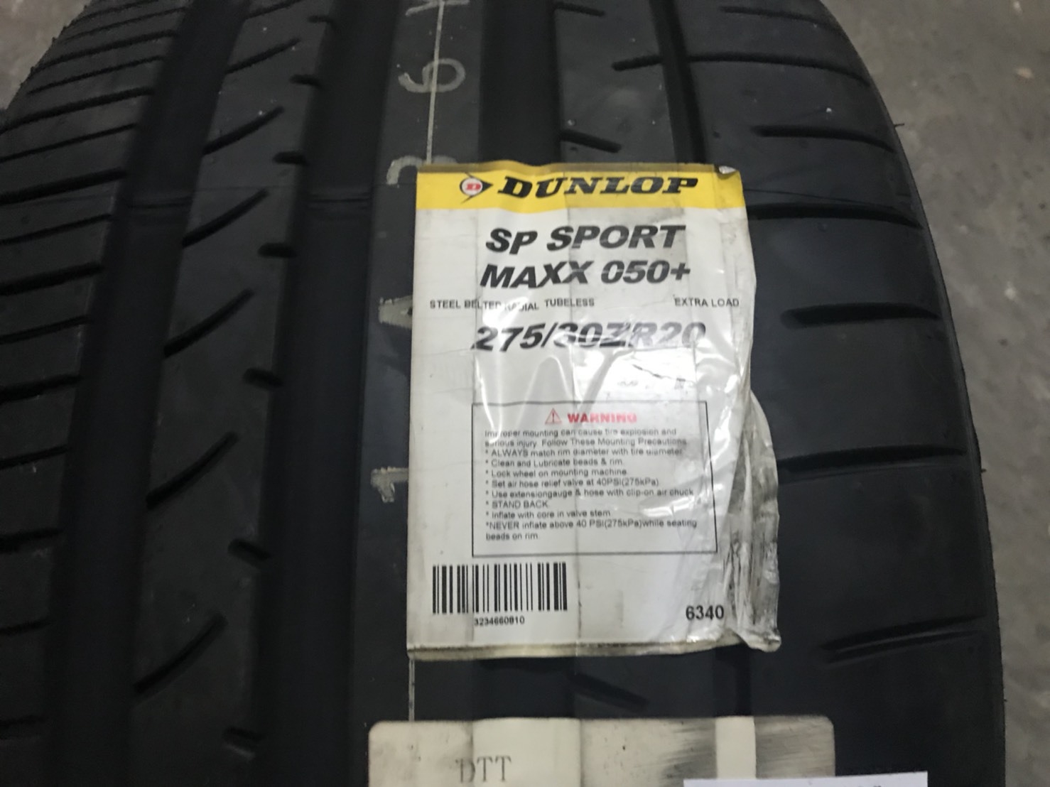 DUNLOP SP SPORT MAXX050+ 275/30-20 ปี17 เส้น 6800 ปกติ 9800