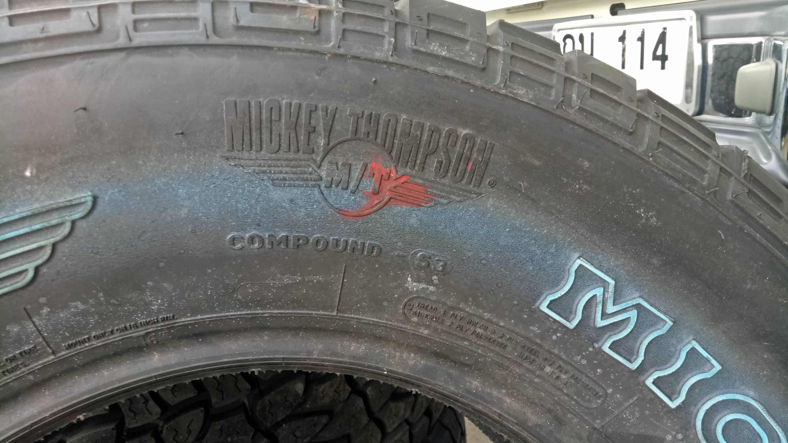 MICKEY THOMPSON STZ 265w70s16 เส้นละ 4900 ปี16 ขอบขาว ปกติ7500