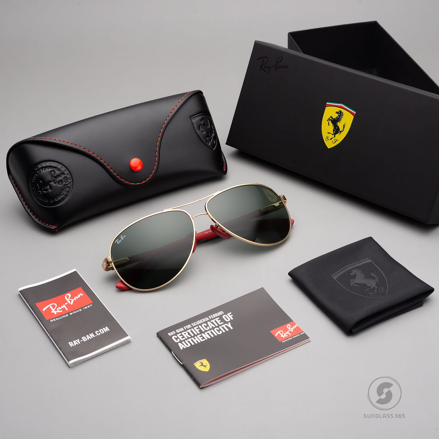 Ray-Ban RB8313M F00871 Ferrari Collection ฺGold