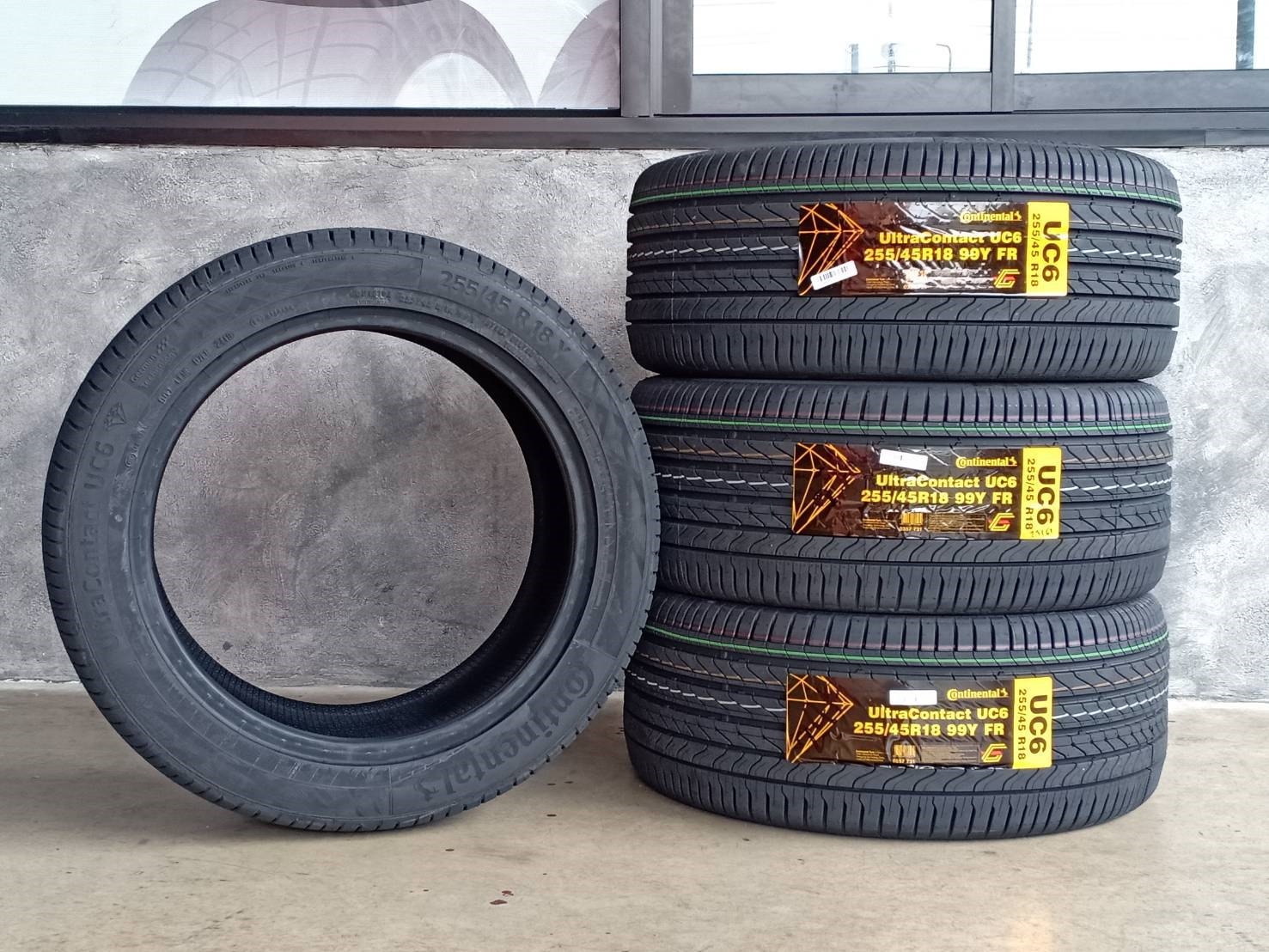 CONTINENTAL UC6 255/45-18 ปี19 ลดราคา