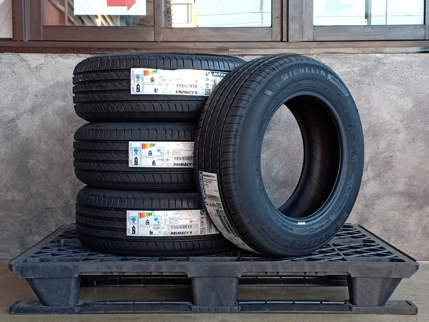 MICHELIN 195/65R15 PRIMACY 4ST 91V MADE IN THAILAND