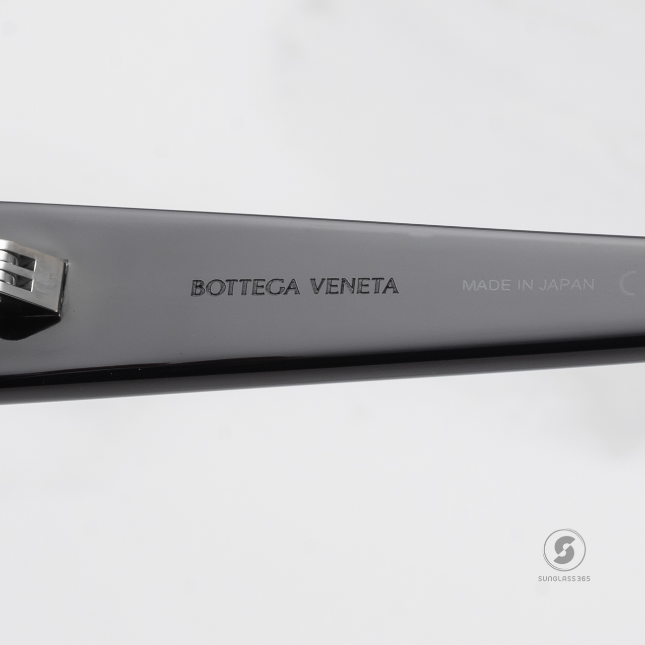 แว่นกันแดด Bottega BV1031S 001