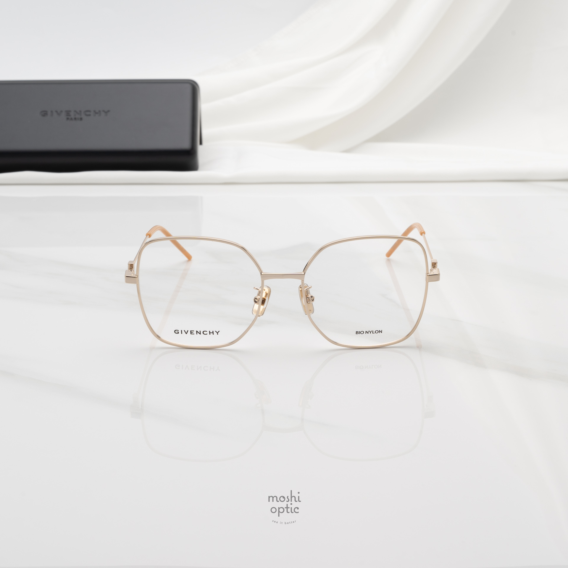 แว่นสายตา Givenchy GV50067U 032