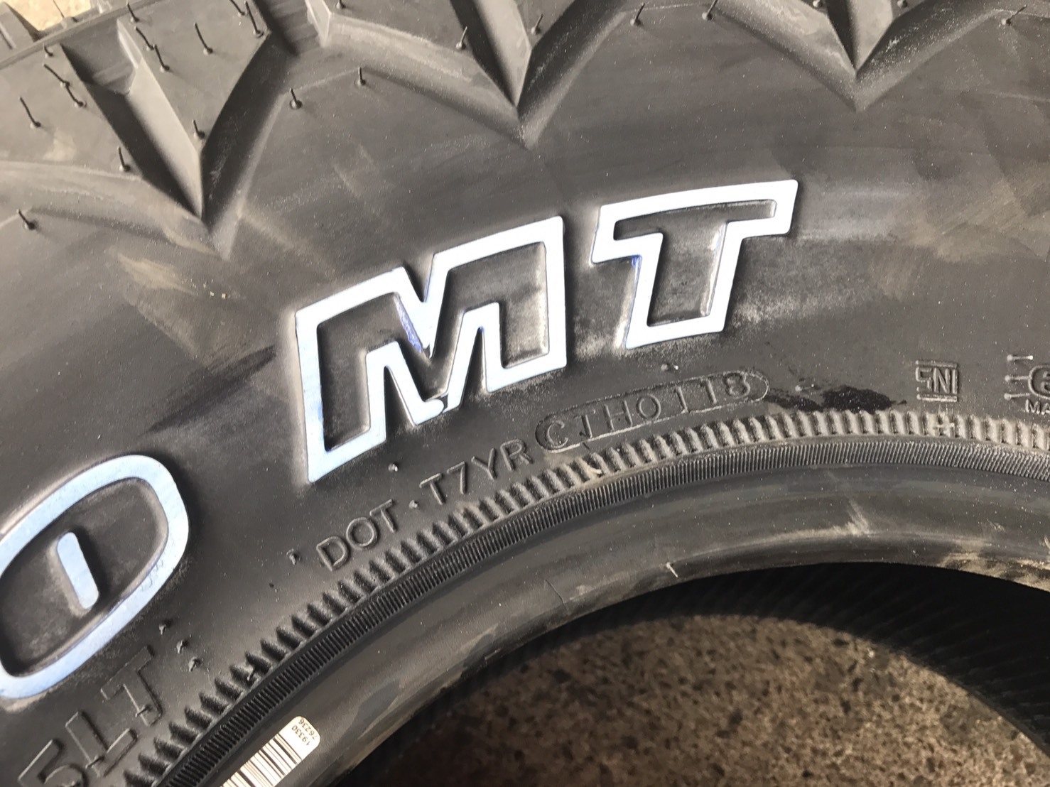 HANKOOK DYNAPRO MT 32X11.5R15 ราคาถูก