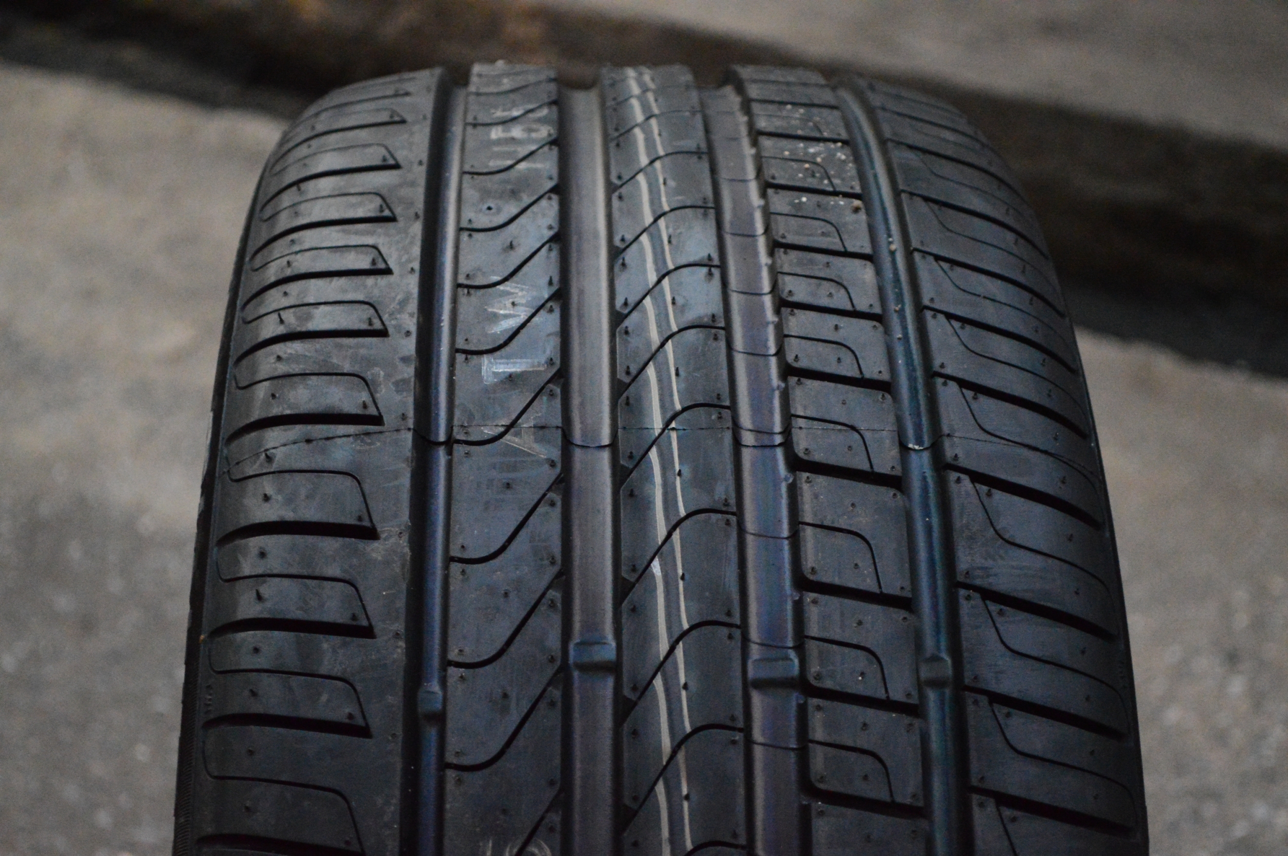 PIRELLI CINTURATO P7 245-45-17 เส้น 3900 ปกติ 7500 ลดเกินคุ้ม