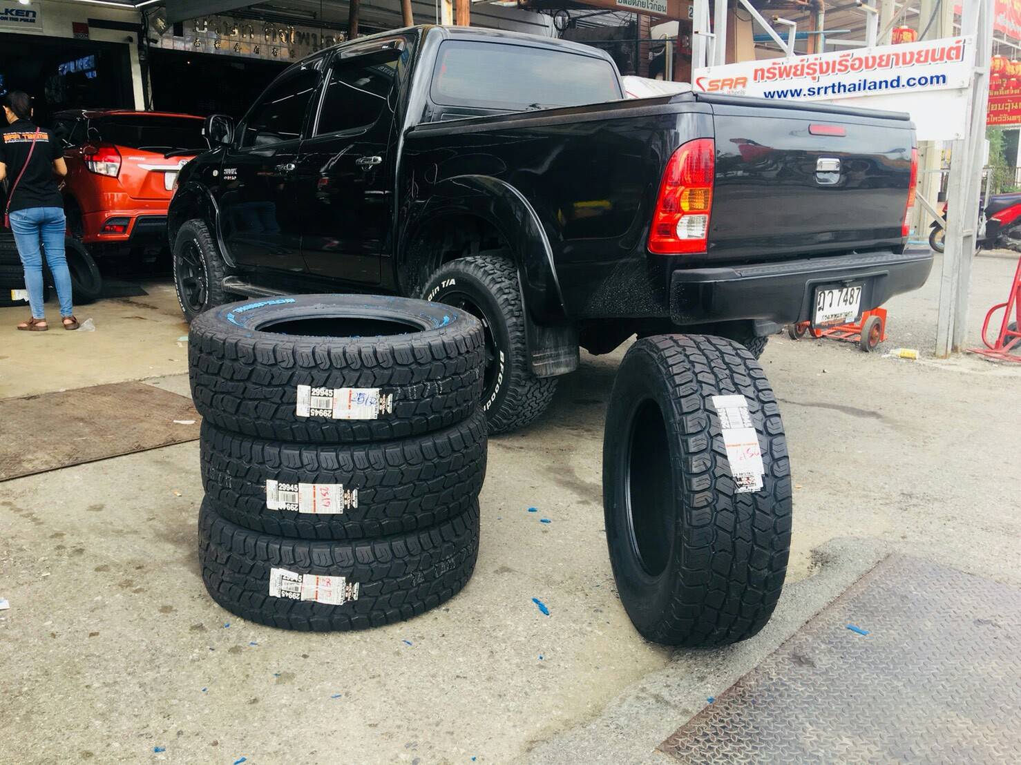 MICKEY THOMPSON DEEGAN 38 AT 265/65R18 ราคาถูก