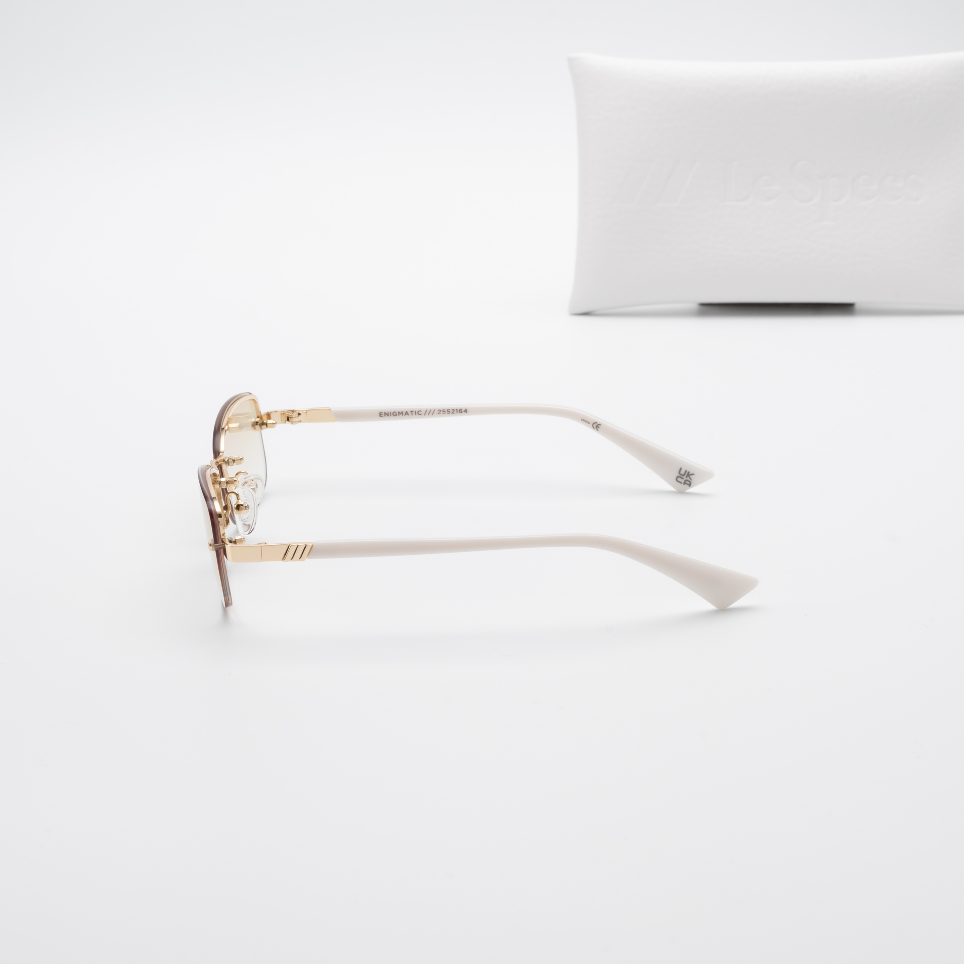 แว่นกันแดด Le Specs LSP2552164 ENIGMATIC Gold Ivory