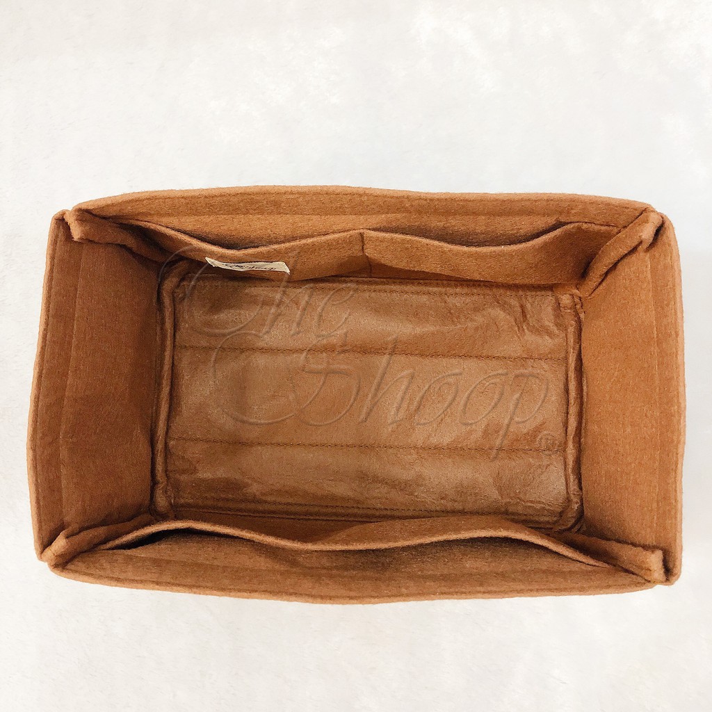 ที่จัดระเบียบกระเป๋า Hermes Lindy 30 มีให้เลือก 3 สี ช่วยแก้ปัญหา หาของสิ่งของในกระเป๋าไม่เจอ ที่สำคัญ!! น้ำหนักเบาจนเหมือนไม่ได้ใส่