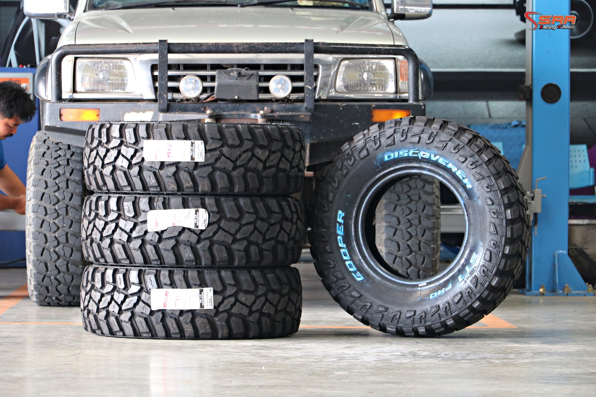 COOPER DISCOVERER STT PRO ปี24 ขนาด 285/75R16