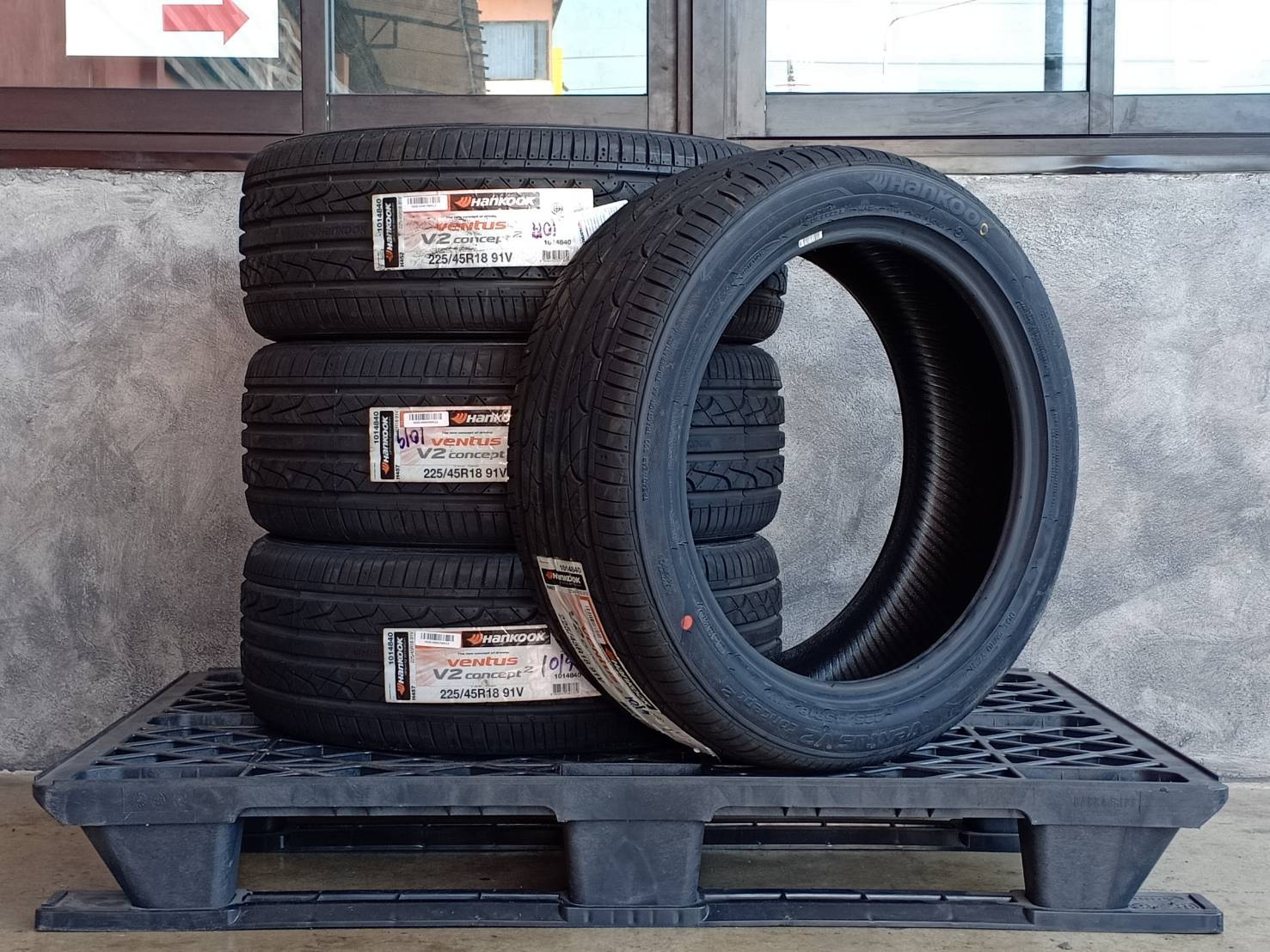 HANKOOK 225/45R18 VENTUS V2 CONCEPT2 91V MADE IN KOREA