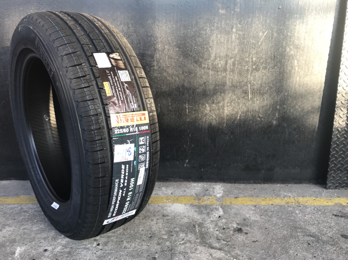 PIRELLI SCORPION VERDE ALL SEASON+ 225-60-18 เส้น 5400 บาท ปี18 ปกติ 8500 ลดแล้วลดอีก