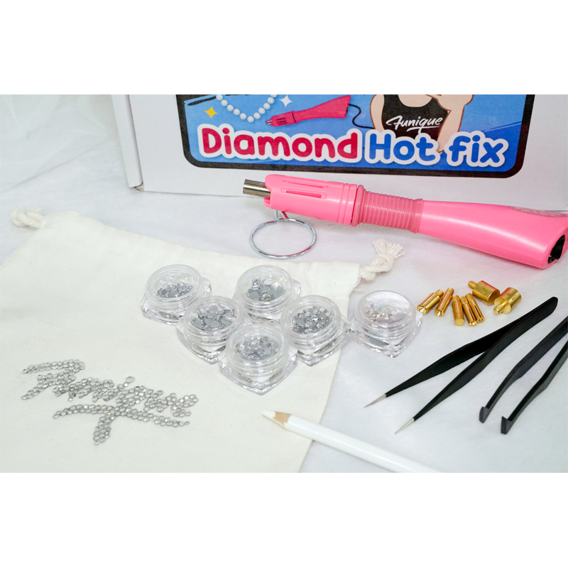 ชุดด้ามติดเพชรแวววาว Diamond Hotfix สร้างผลงานวิบวับ ง่ายๆด้วยตัวเอง