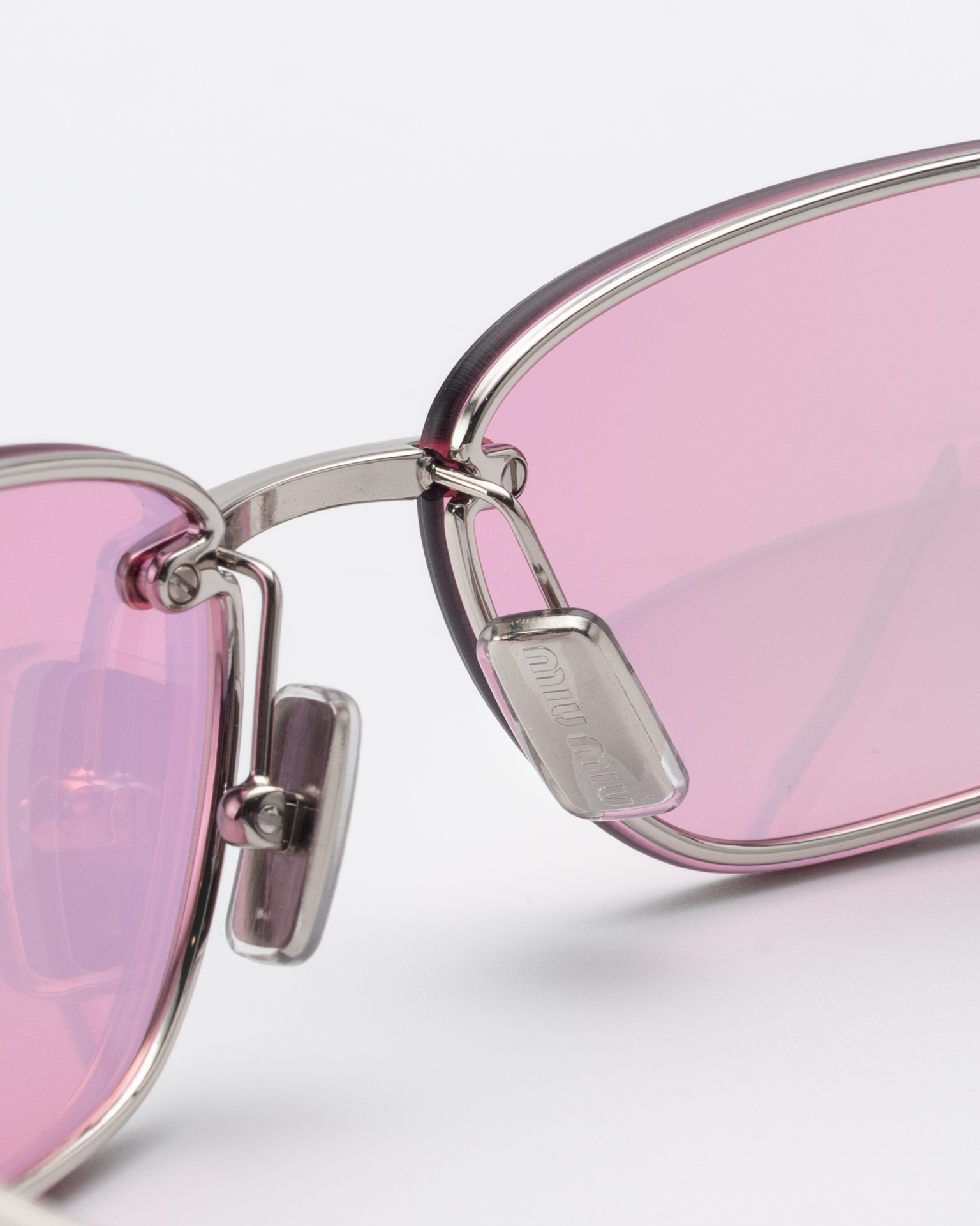 แว่นกันแดด Miu Miu MUA50S 1BC70J