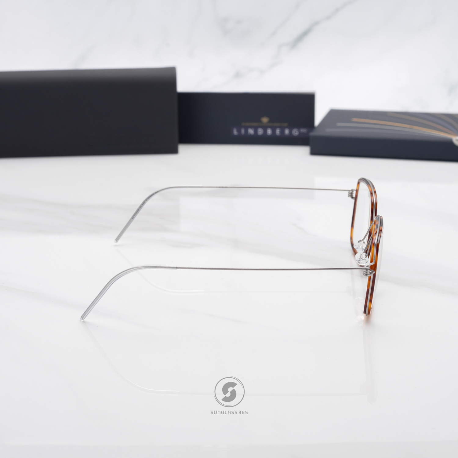 แว่นสายตา Lindberg Air Titanium Rim 003 13C87 Jerald 10