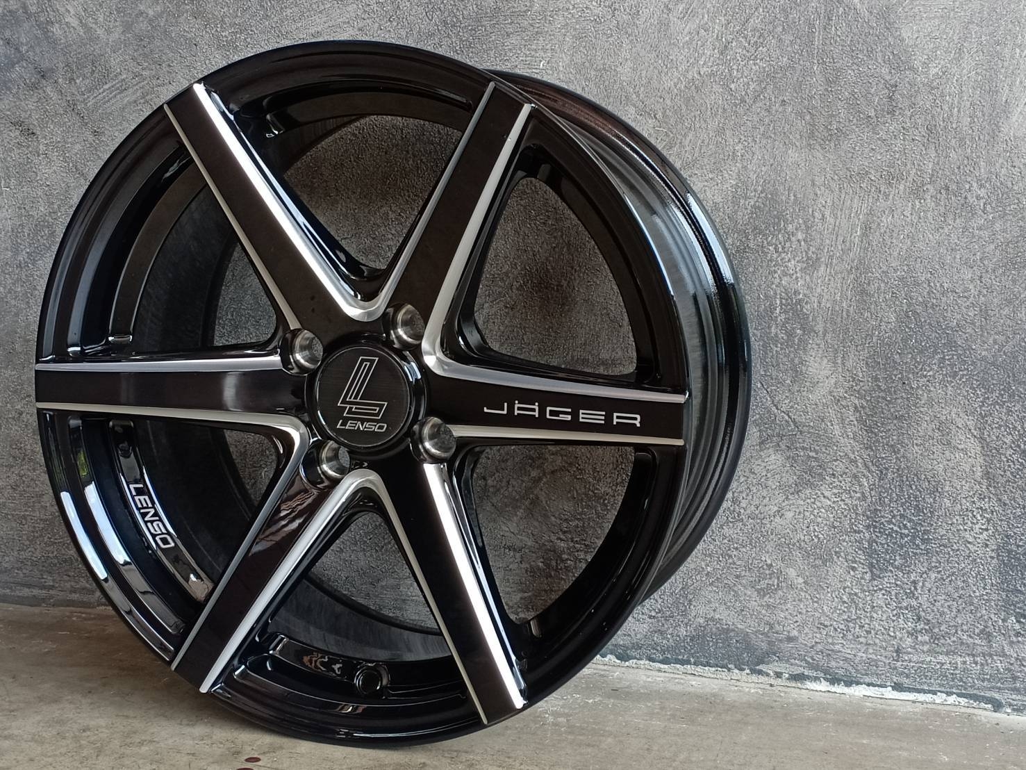 JAGER-CRAFT 15X7 4X100 +35 73/65 BKWA