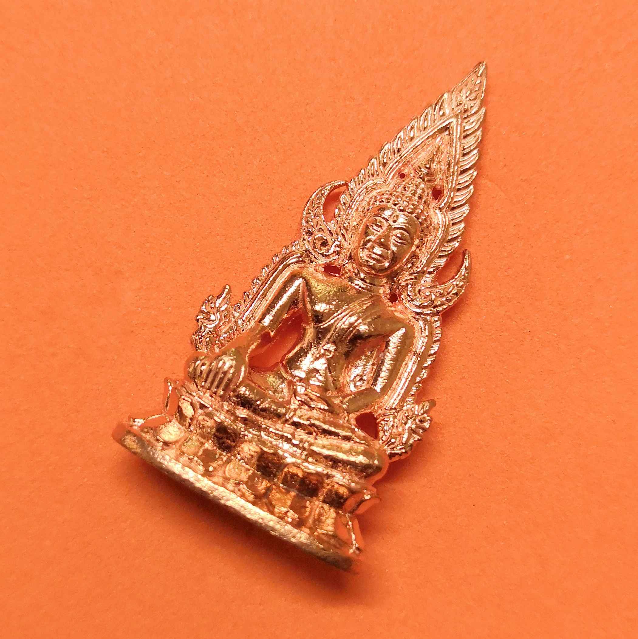 รูปหล่อ พระพุทธชินราช (สมเด็จนางพญาเรือนแก้ว) รุ่นประวัติศาสตร์ธงชัยจอมราชันย์ วัดนางพญา พิษณุโลก ปี 2563 เนื้อทองแดง สูง 4 เซน พร้อมกล่องเดิม