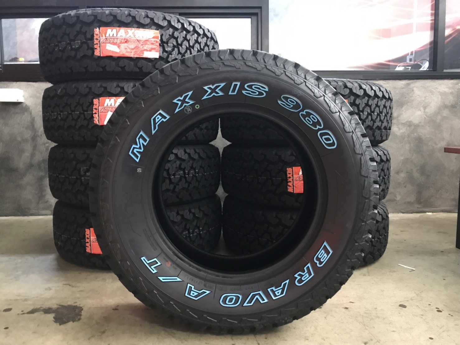 ยางใหม่ MAXXIS AT980 ตัวหนังสือขาว ราคาพิเศษ