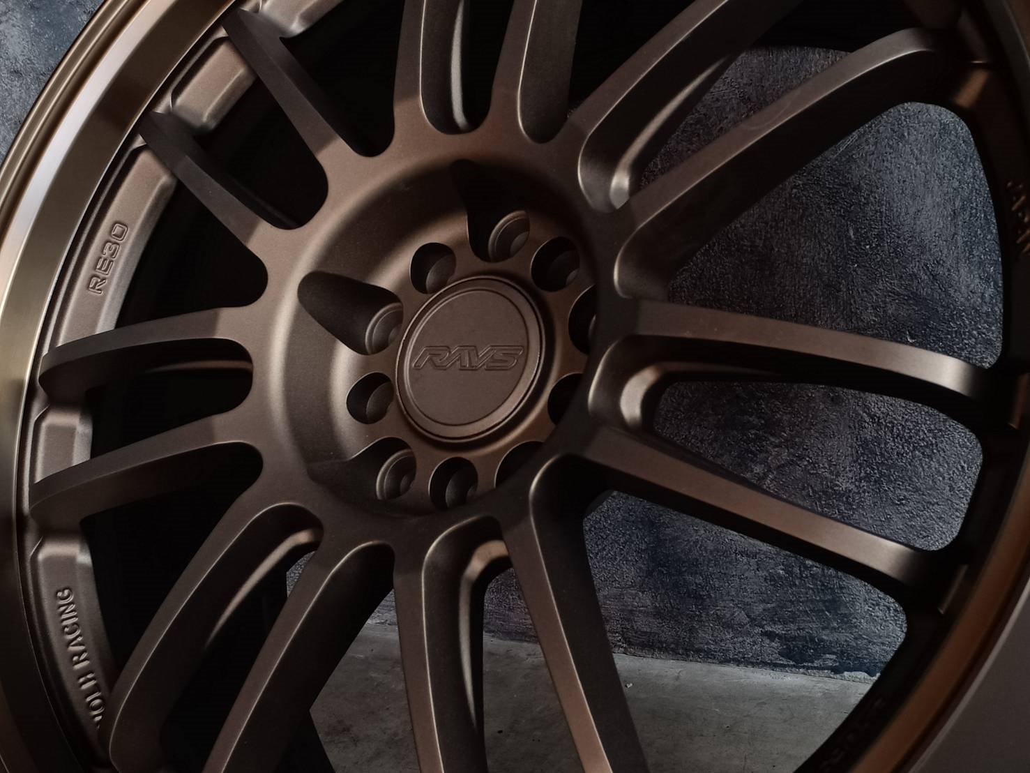 RE30 FLOWFORMING ล้อเบา ขอบ18 ราคาพิเศษ