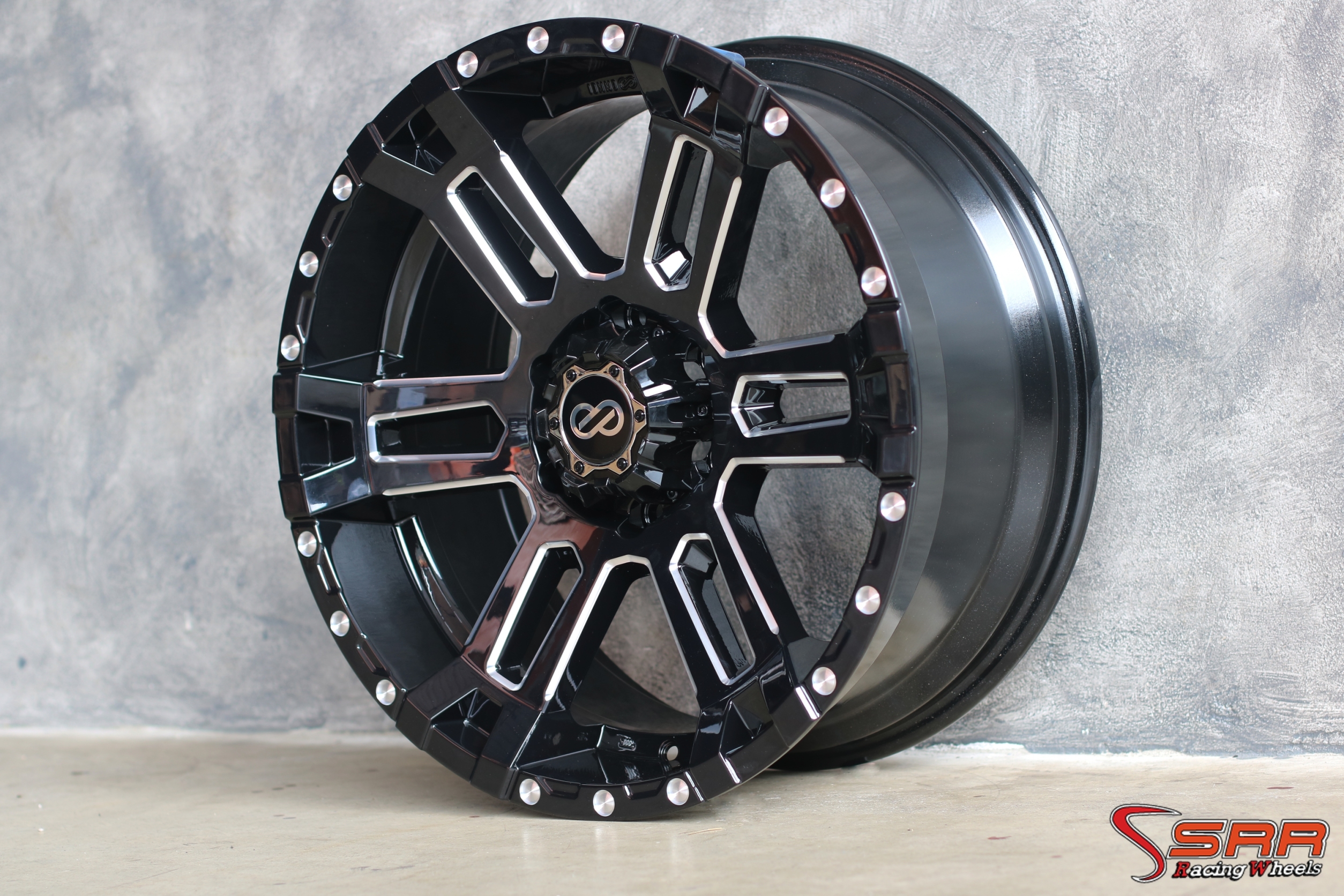 ล้อแท้ ENKEI COMMADER ขอบ20 พร้อมยาง ชุด 39500 ปกติ 49000