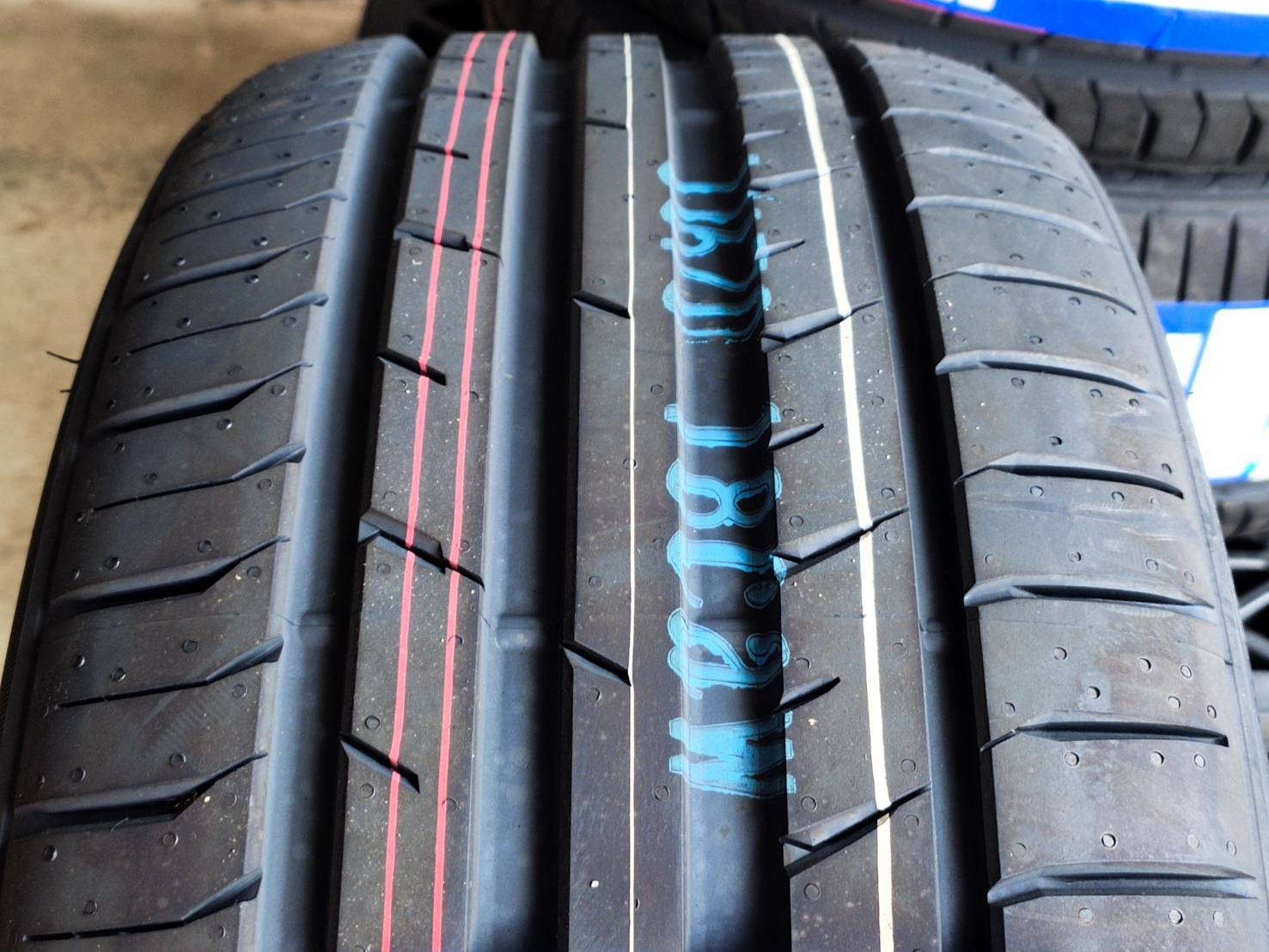 TOYO PROXES SPORT 225/35ZR19