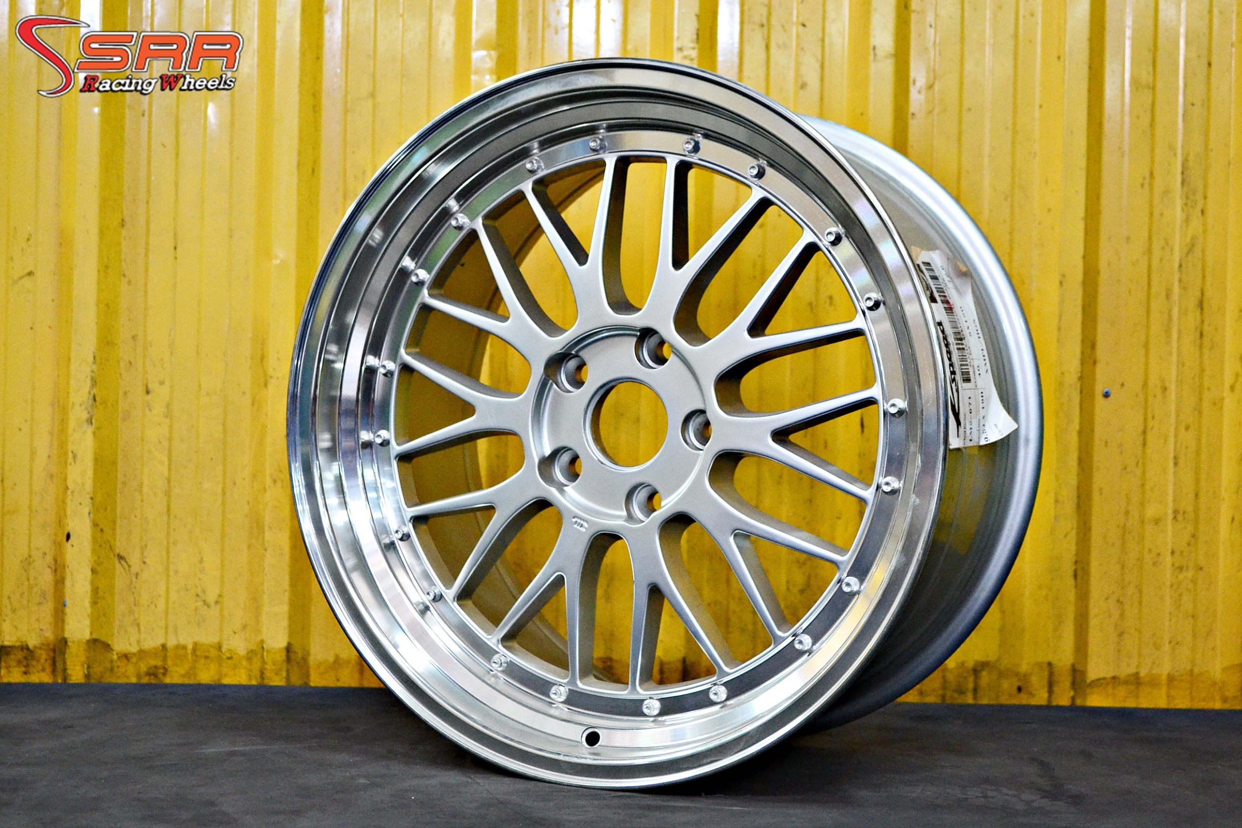 ล้อแม็กซ์ BBS LM-2 ขอบ19นิ้ว วงละ 6,000.- สำหรับใส่รถ BMW