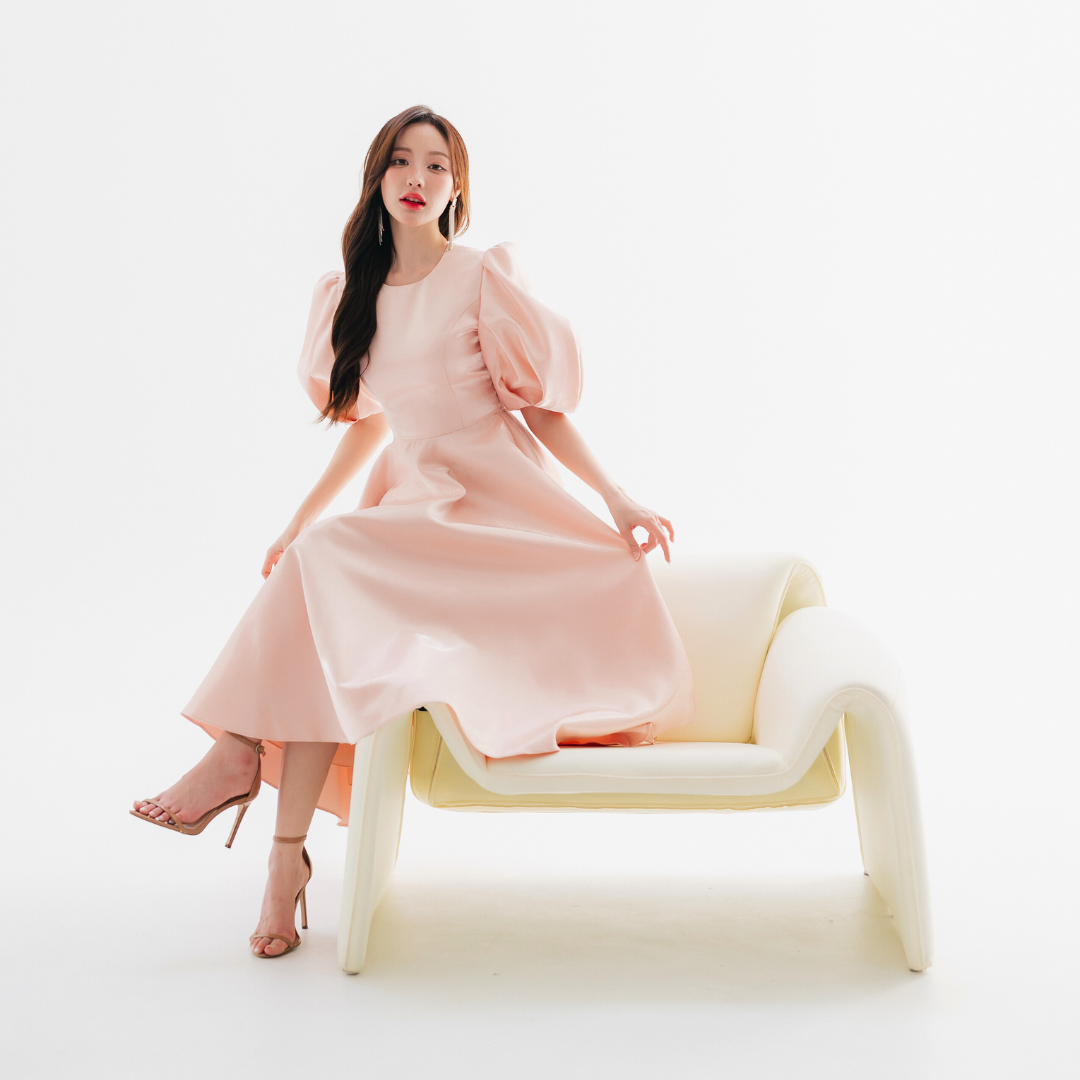 Lism D-111 The Duchess Flair Dress เดรสแขนพองทรงเจ้าหญิง