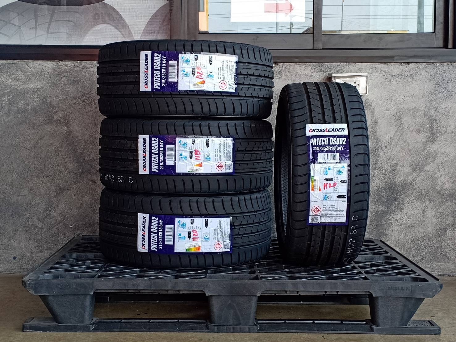 CROSSLEADER PRTECH DSU02 215/35ZR18 ปี20