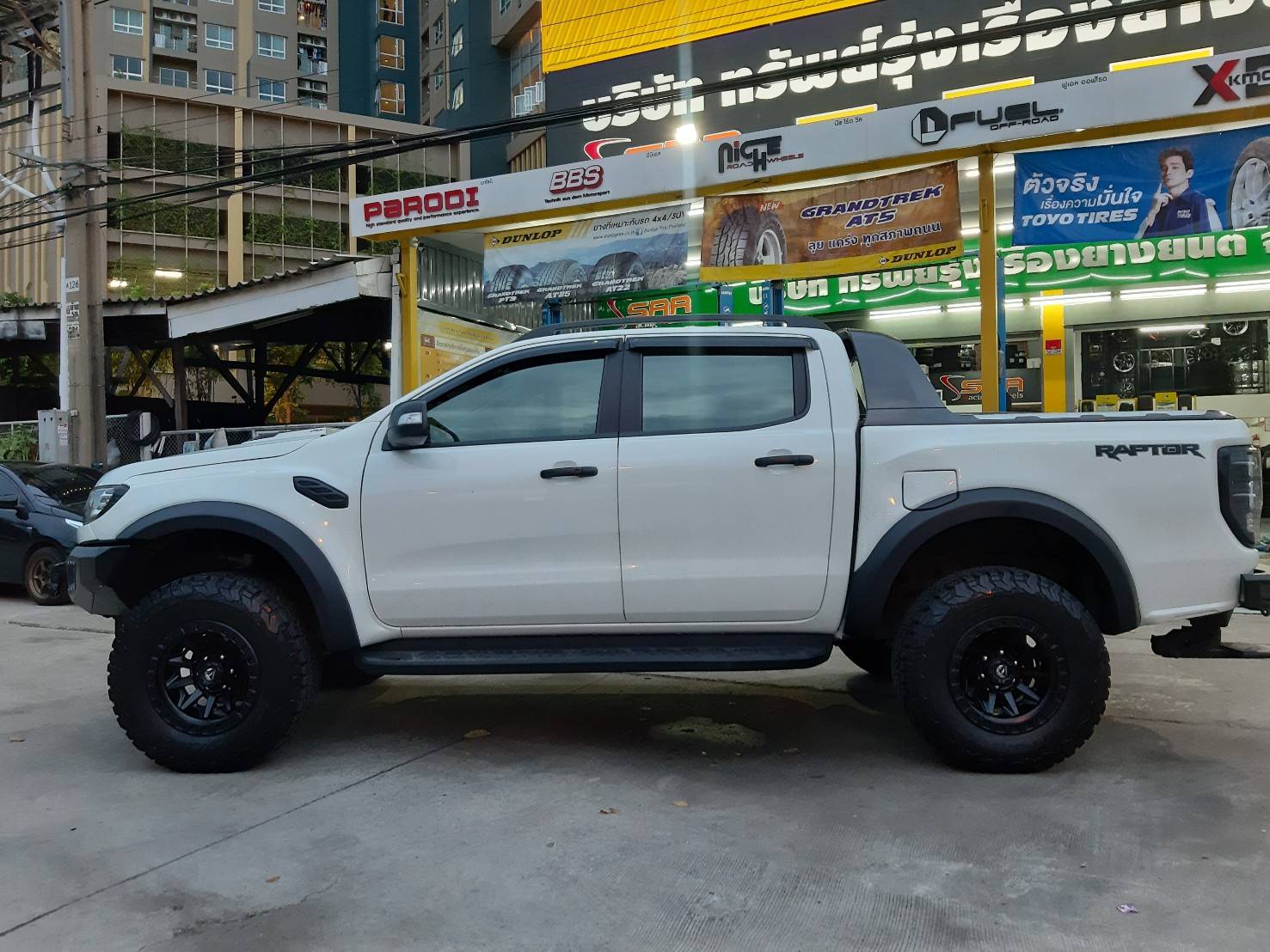 ล้่อแท้ FUEL COVERT ขอบ17 ใส่ RAPTOR