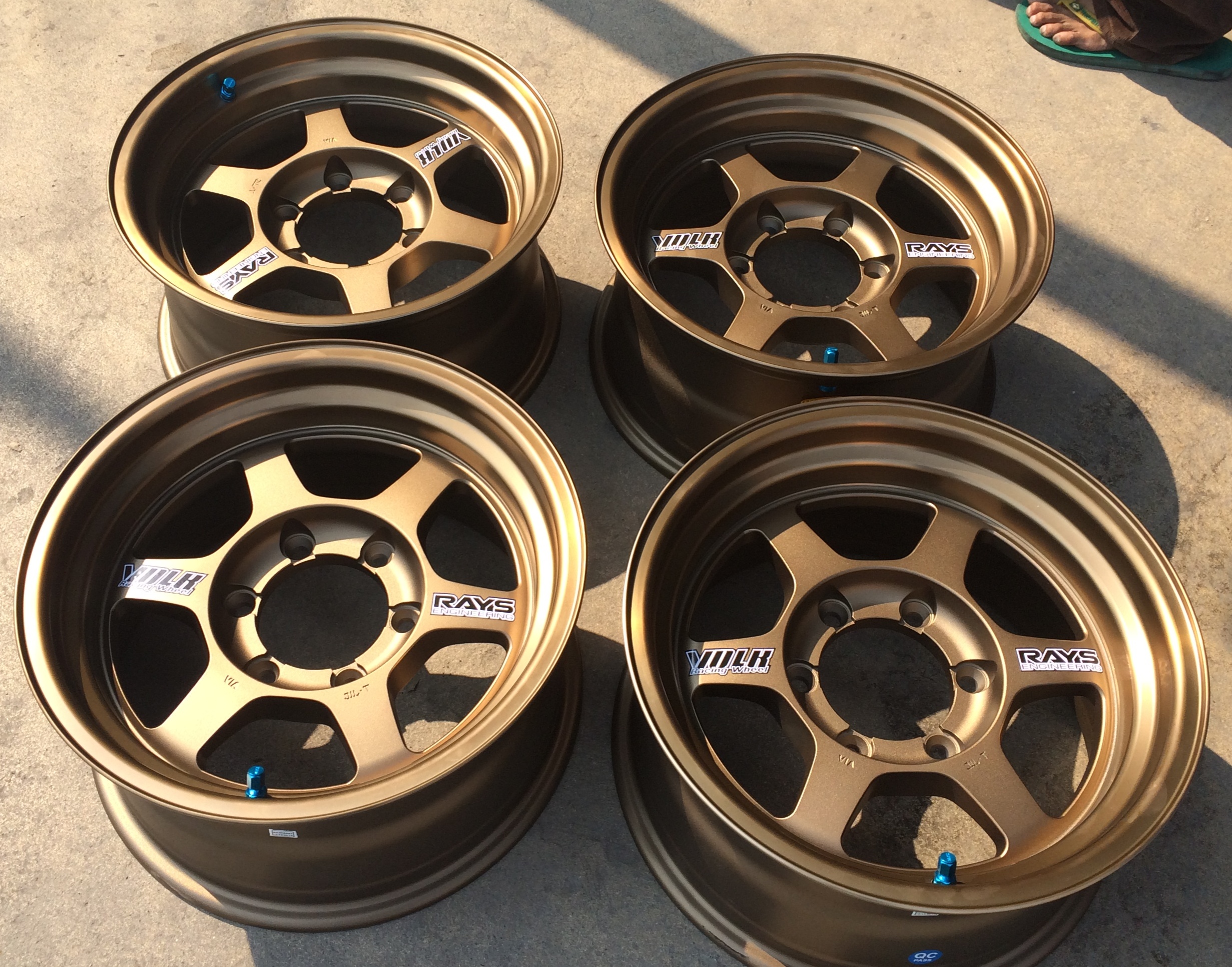 ล้อใหม่ TE37X ขอบ16 ใส่ นาวาร่า