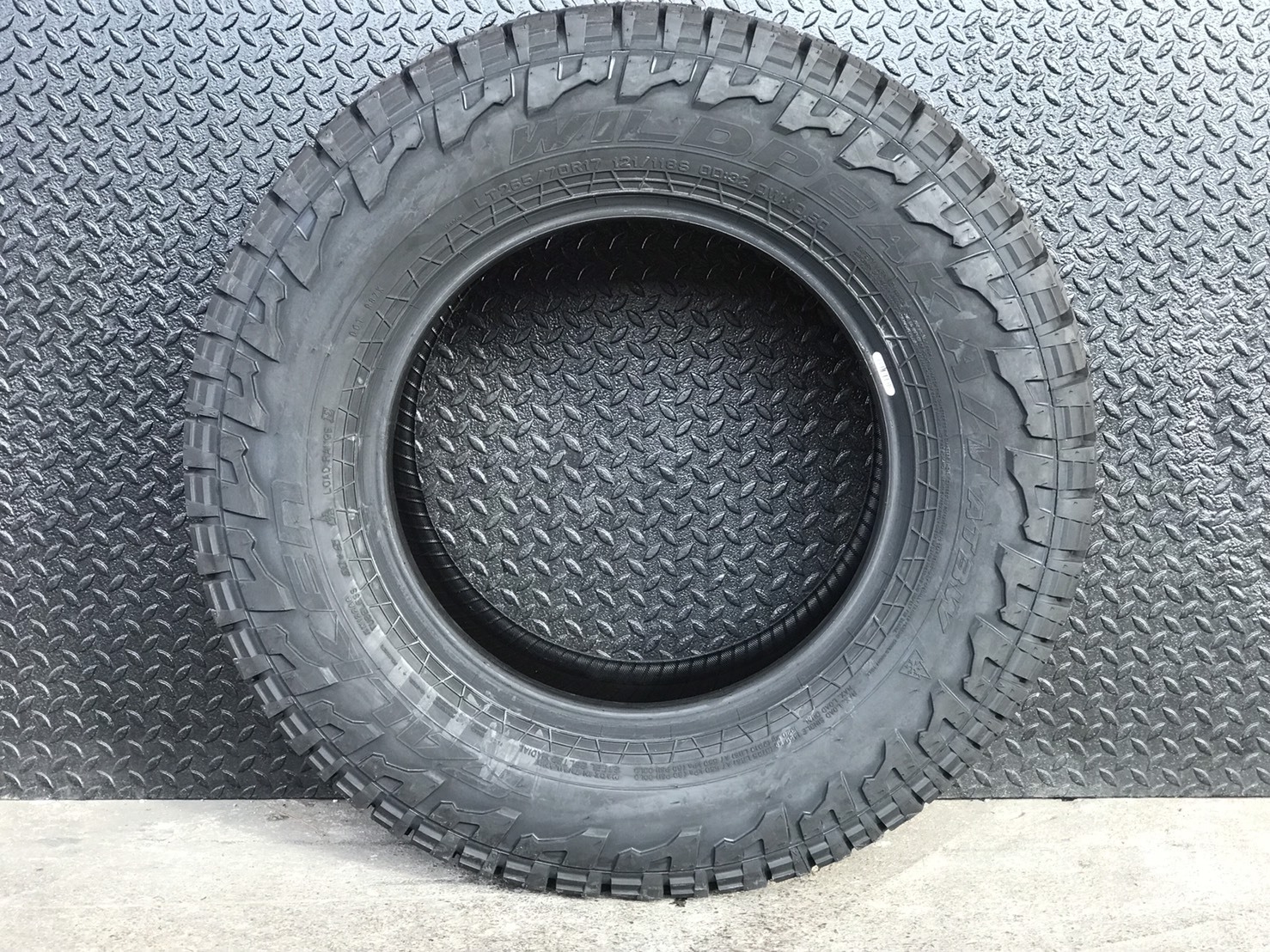 FALKEN WILDPEAK A/T3W 265/70R17 ราคาพิเศษ